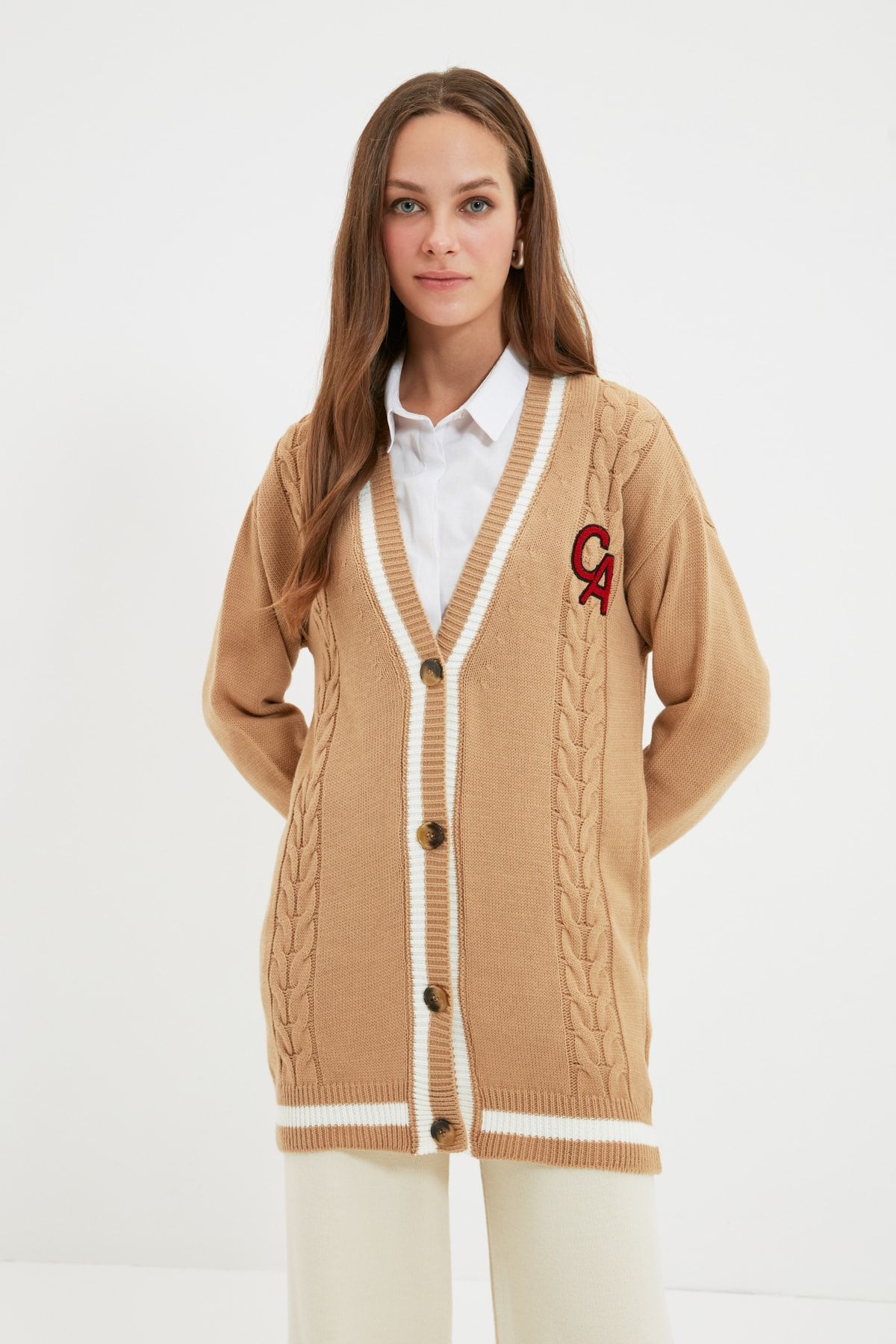Trendyol Modest Camel V Yaka Triko Hırka TCTAW22TH0095