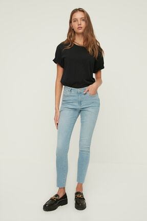 TRENDYOLMİLLA Mavi Yüksek Bel Slim Fit Jeans TWOAW22JE1632