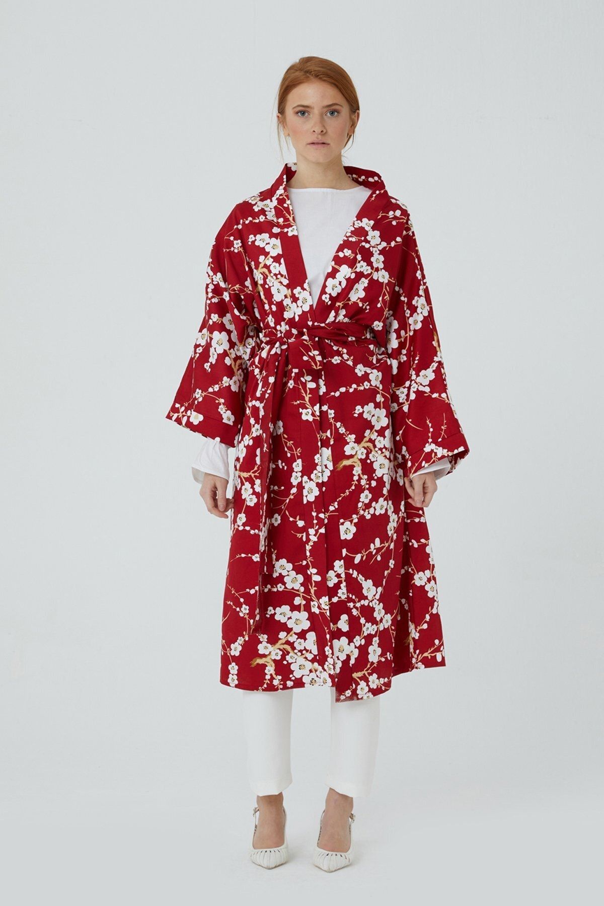 Ceylan Otantik Kırmızı Japon Çiçeği Kimono