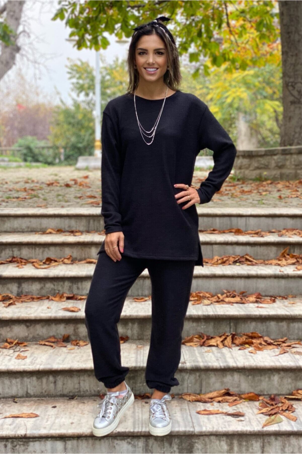 Nevin Kaya Siyah Renk Yünlü Yumoş Kumaş Ikili Takım