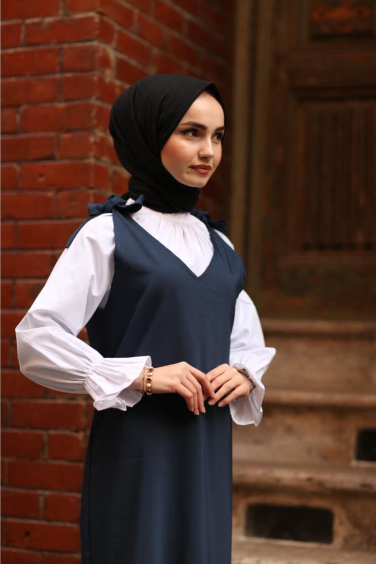 Ceylan Otantik Beyaz Yakası Büzgülü Marul Kol Bluz