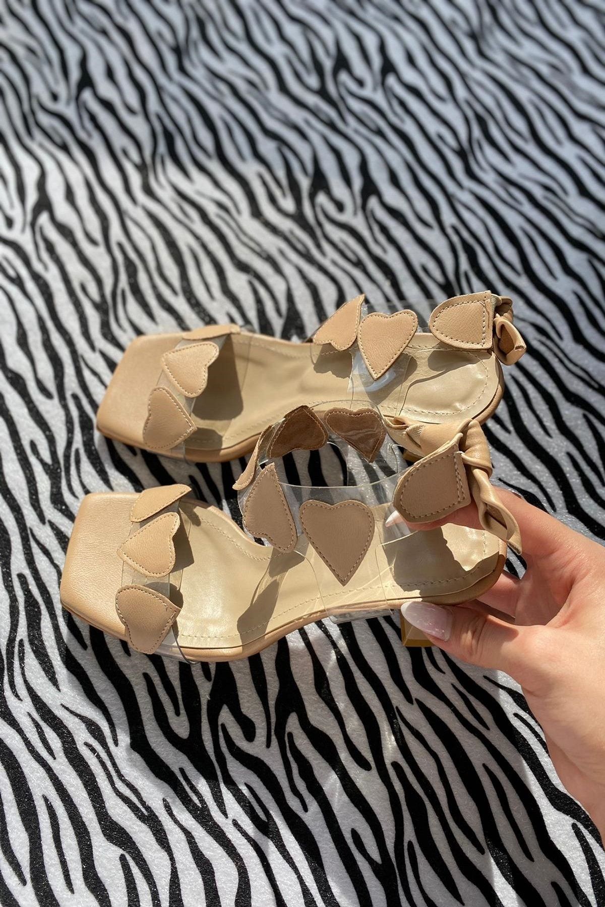 BirEylül Shoes Kadın Ten Kalp Desenli Abiye Topuklu Ayakkabı