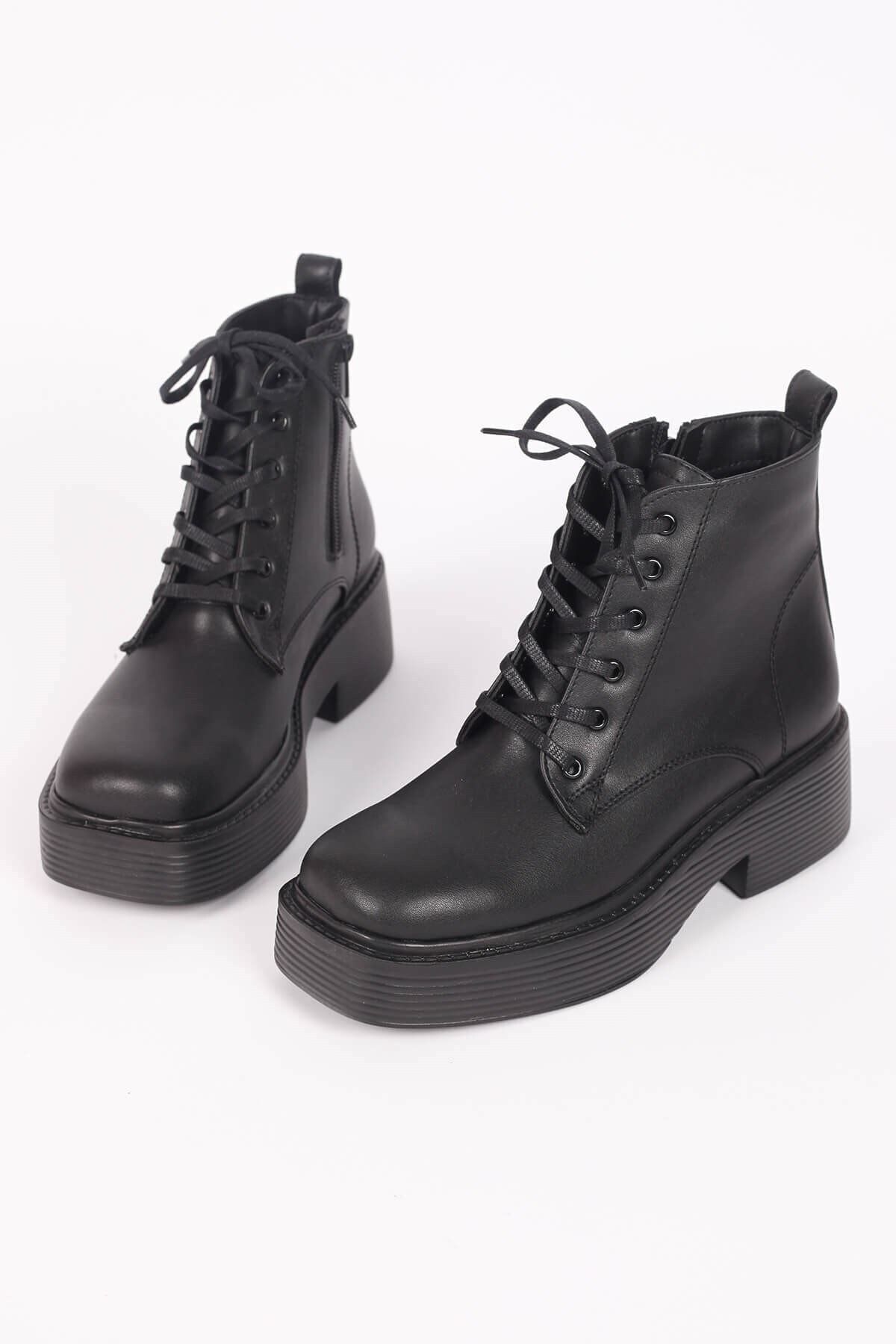 Tinka Bell Shoes 3237 Kadın Bot Siyah Cilt