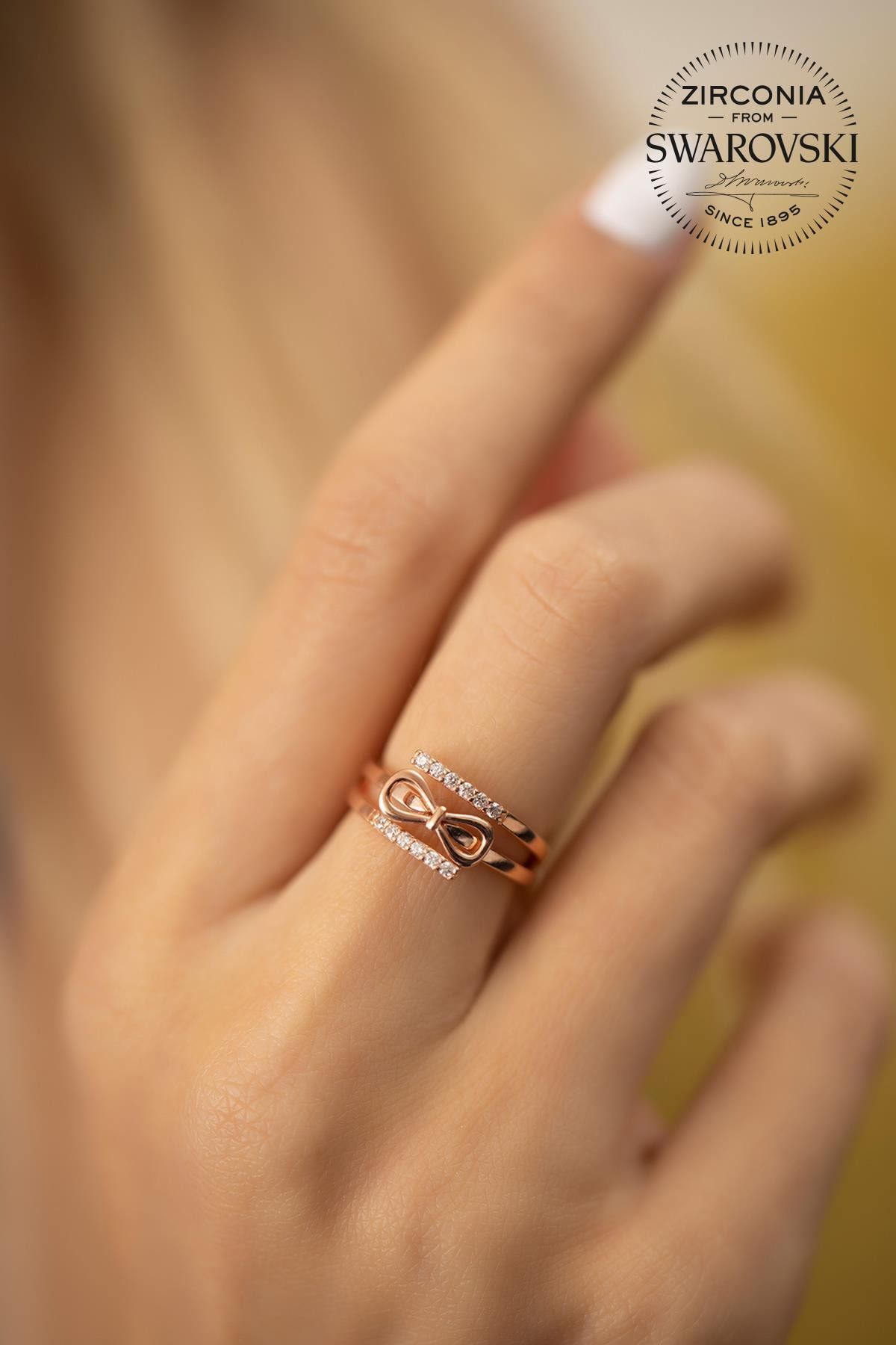 Ninova Silver Kadın Swarovski Taşlı Sonsuzluk Model Rose Kaplama Gümüş Yüzük PKT-SBS0766