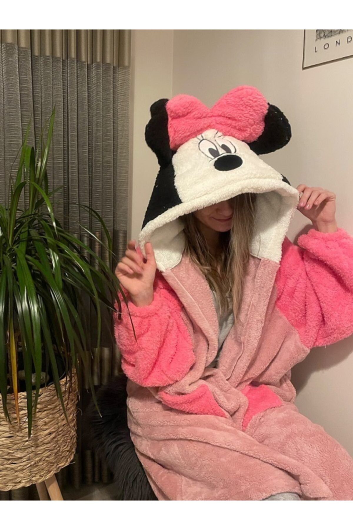 aker shop Minnie Başlıklı Peluş Sabahlık