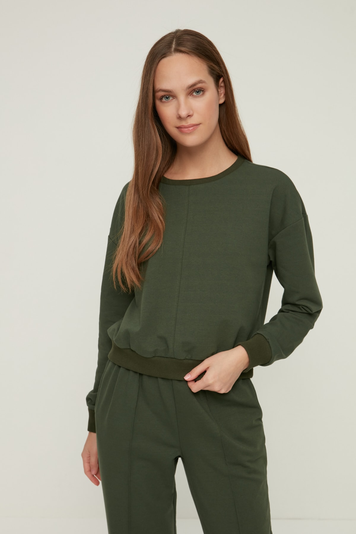 TRENDYOLMİLLA Haki  2 İplik Örme Eşofman Altı THMAW22EA0586