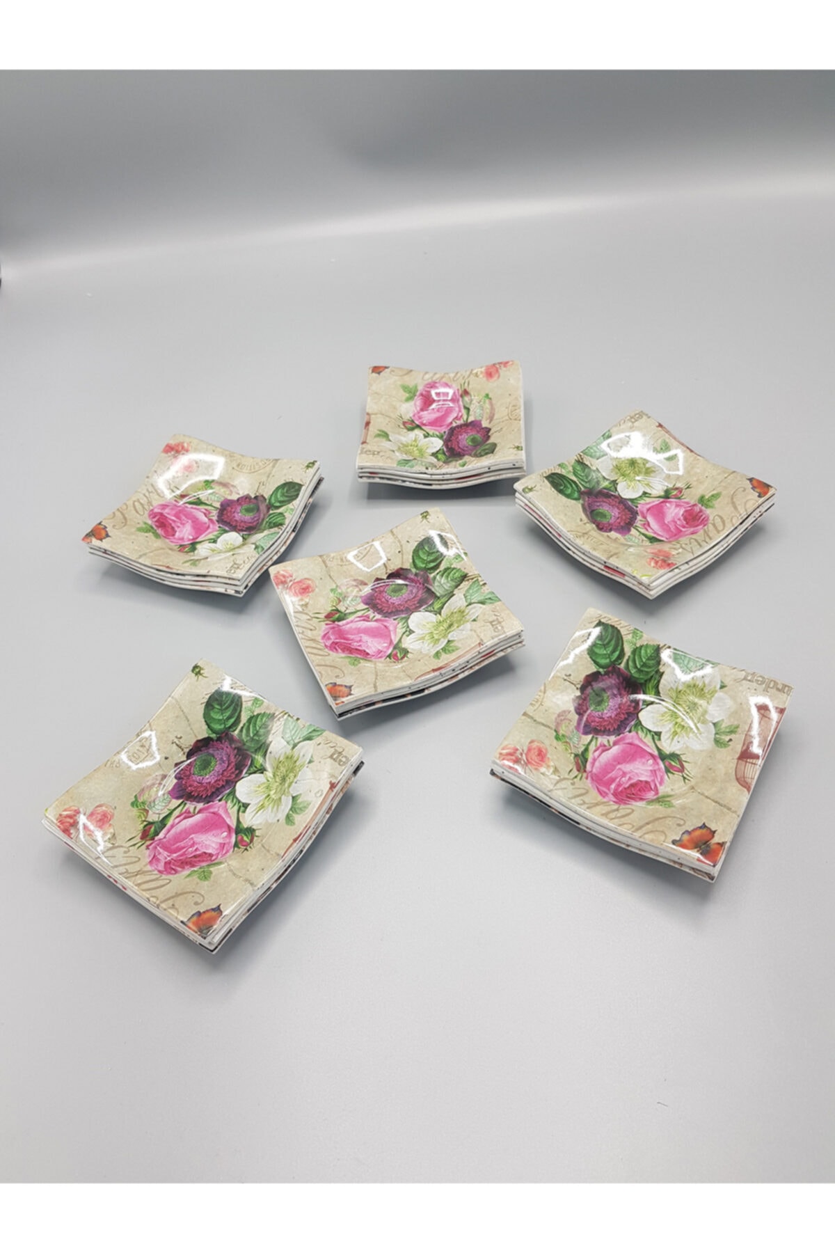 Hibana Melamin Kare Içi Çukur Çay Tabağı 9x9 cm