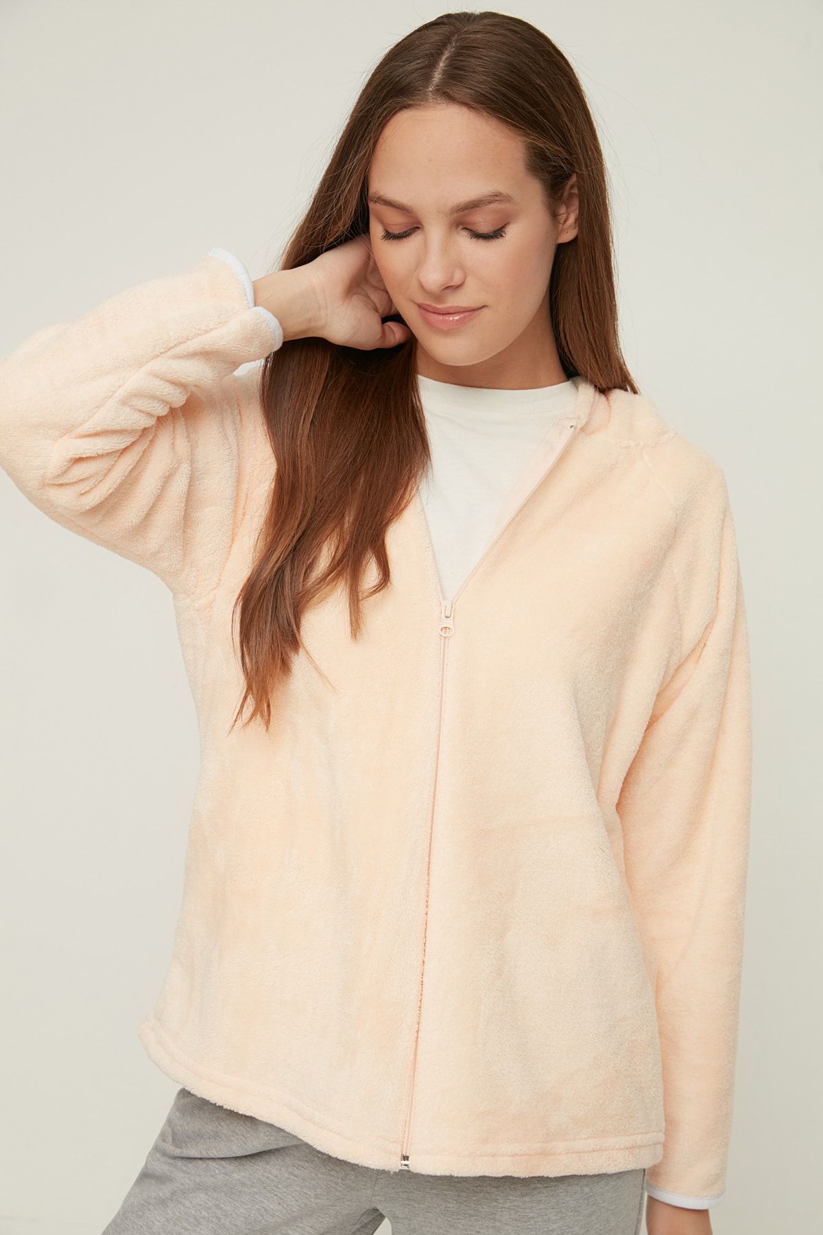 TRENDYOLMİLLA Pudra Termal Peluş Hırka THMAW22HI1440