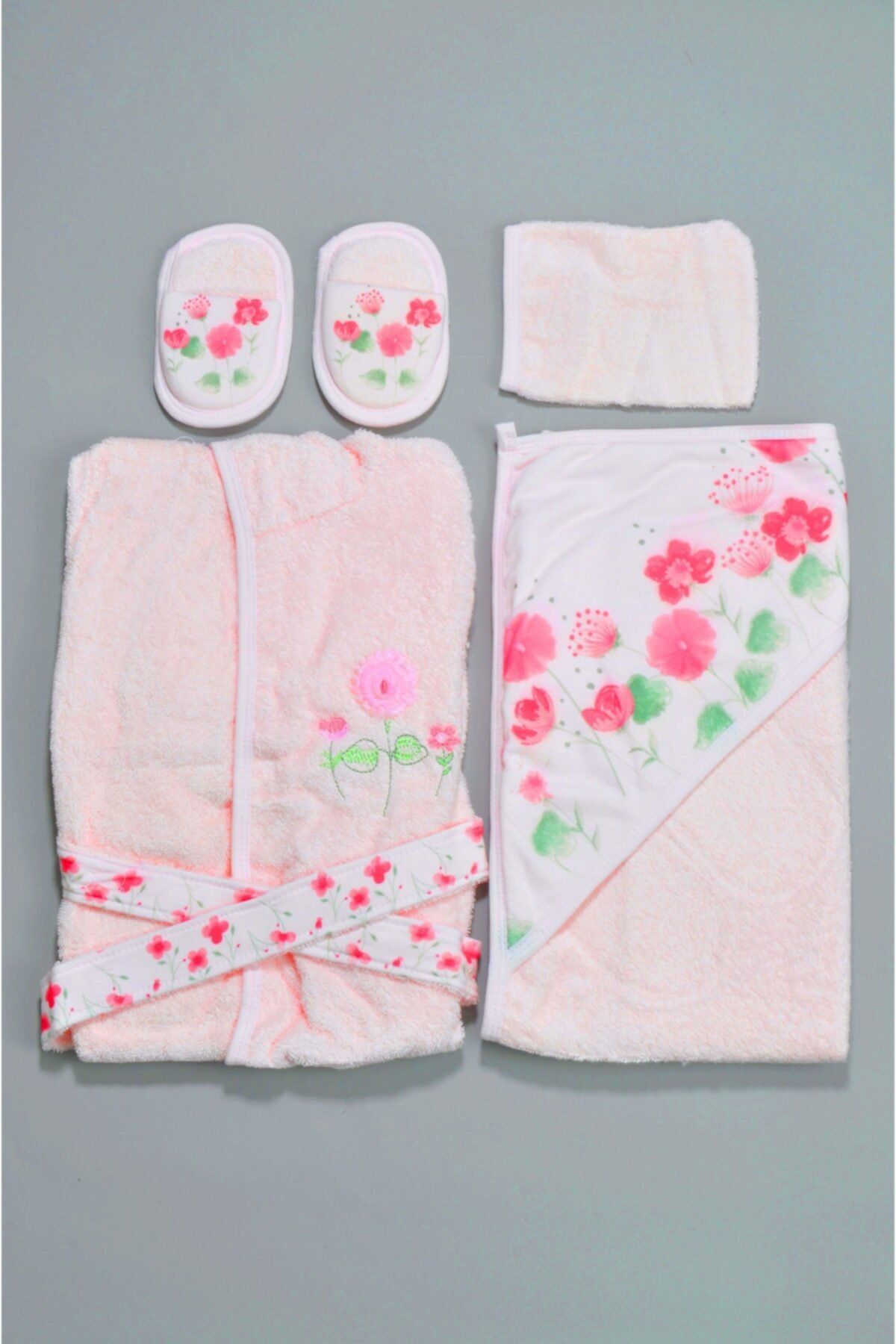 Unruly Kids Çiçek Nakışlı Organik Kumaş Kız Bebe 5 Parça Bornoz Seti