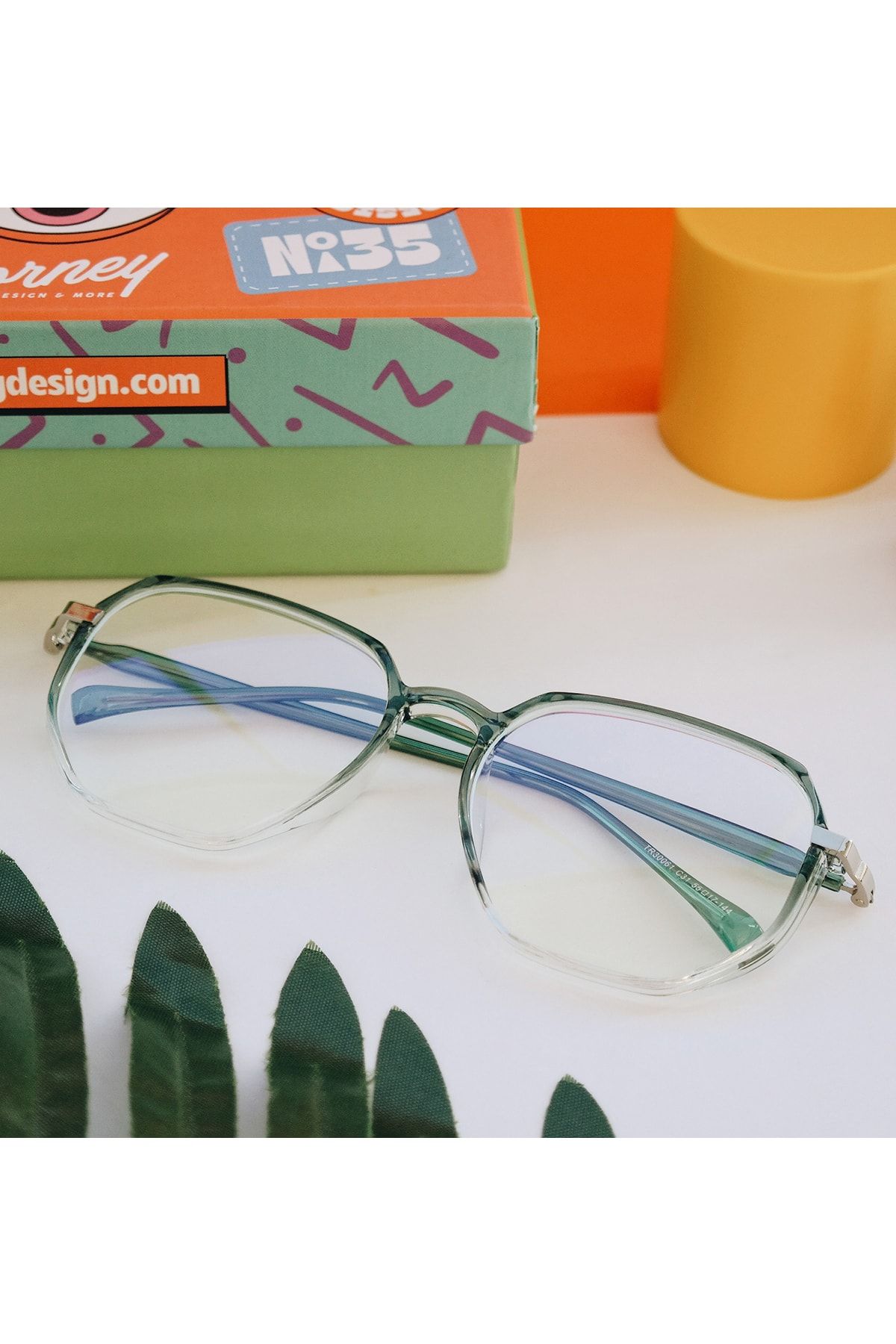 Corney Design Betsy Unisex Gözlük (Mavi Işık Filtreli)