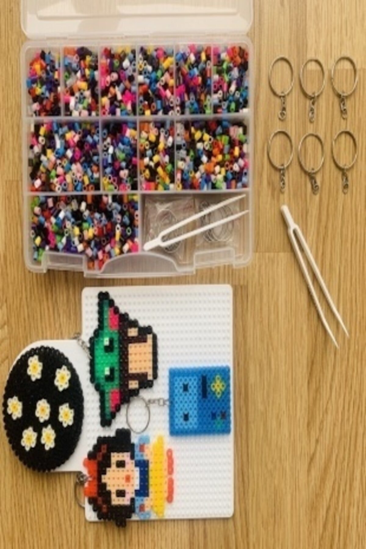 SHEKER HOME Boncuk Seti 15 Renk 7000 Adet Karışık Ütü Ile Yapışan Boncuk