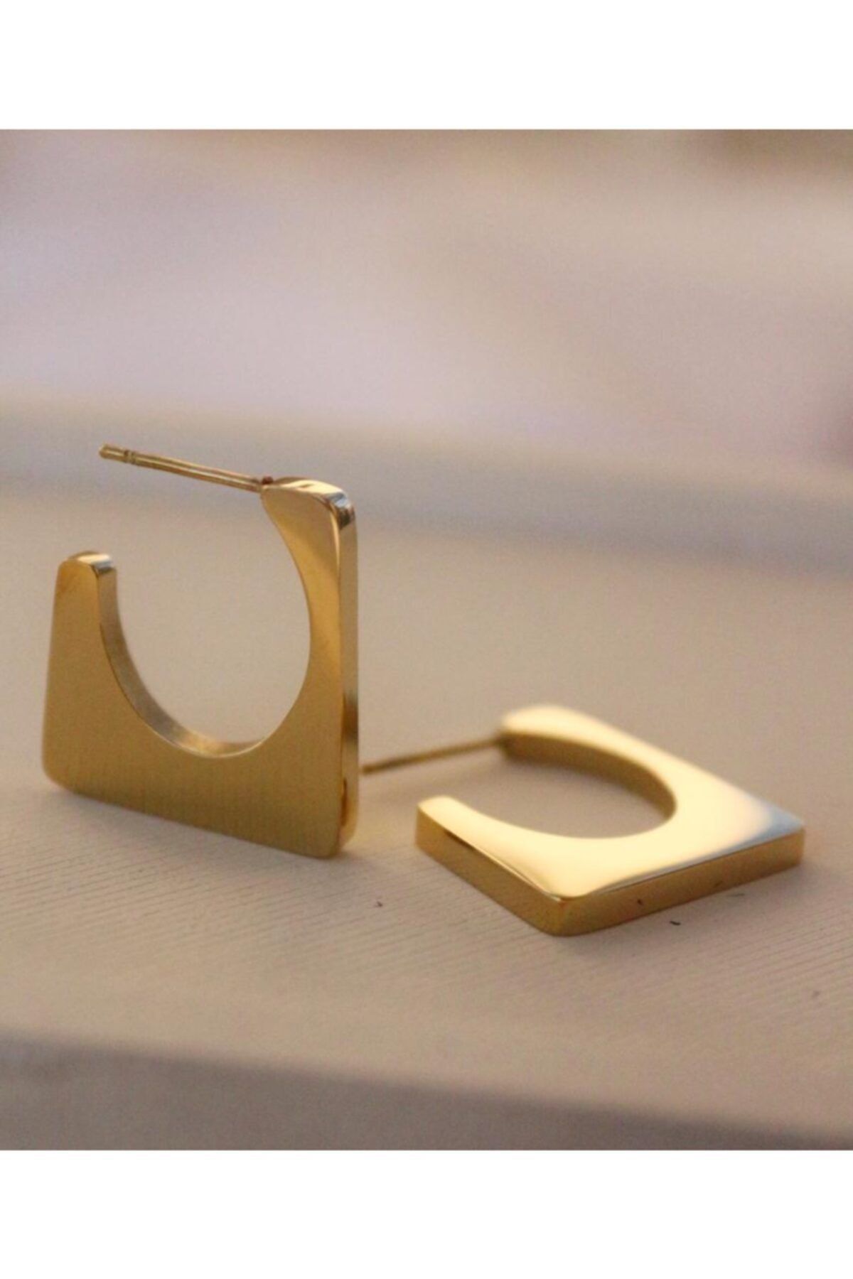 Owentis Çelik Gold Kare Town Küpe 2,5 Cm