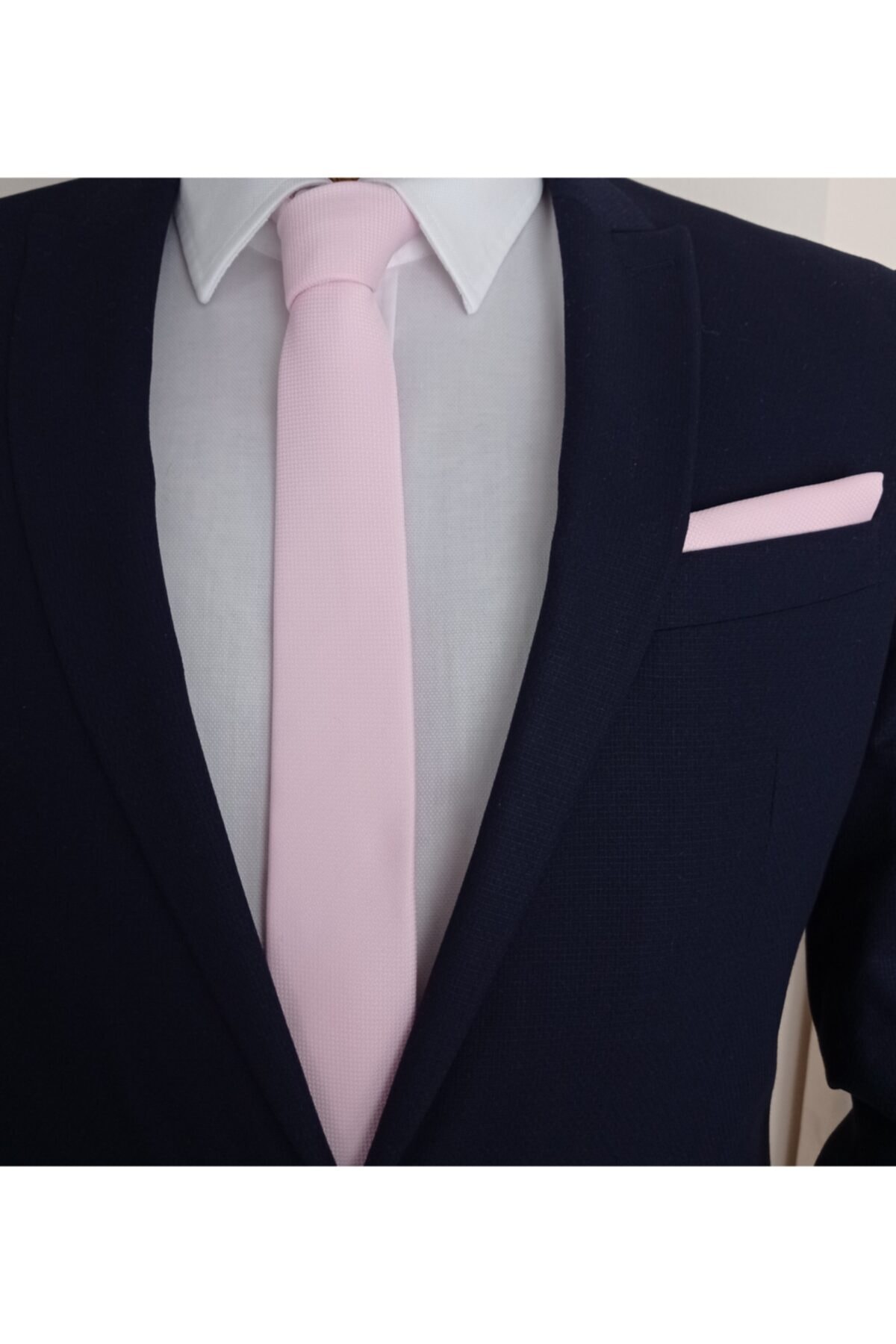 PERFECT HARMONY Pudra Pembe Armür Desenli Ince Kravat Mendil Seti