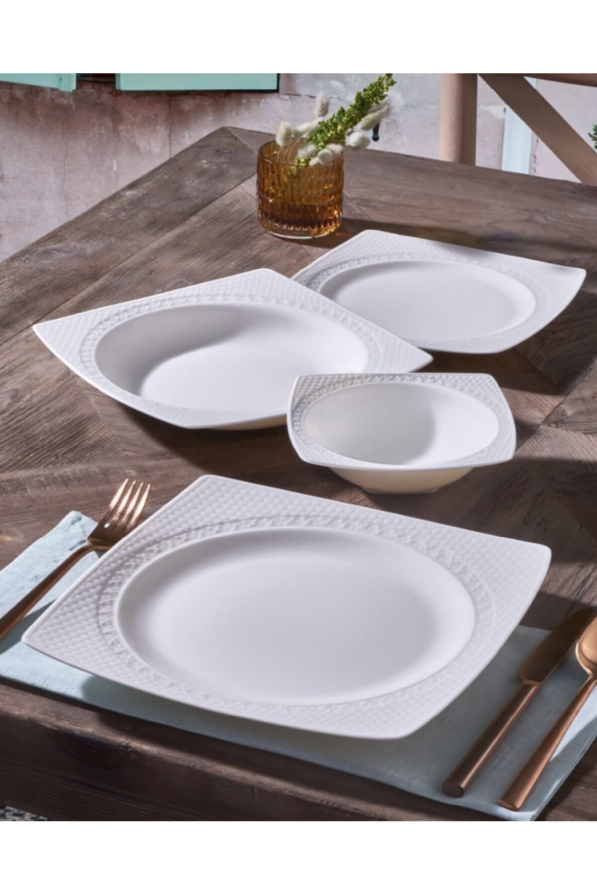 ZÜCEVİM Kare 24 Parça Porselen Yemek Takımı