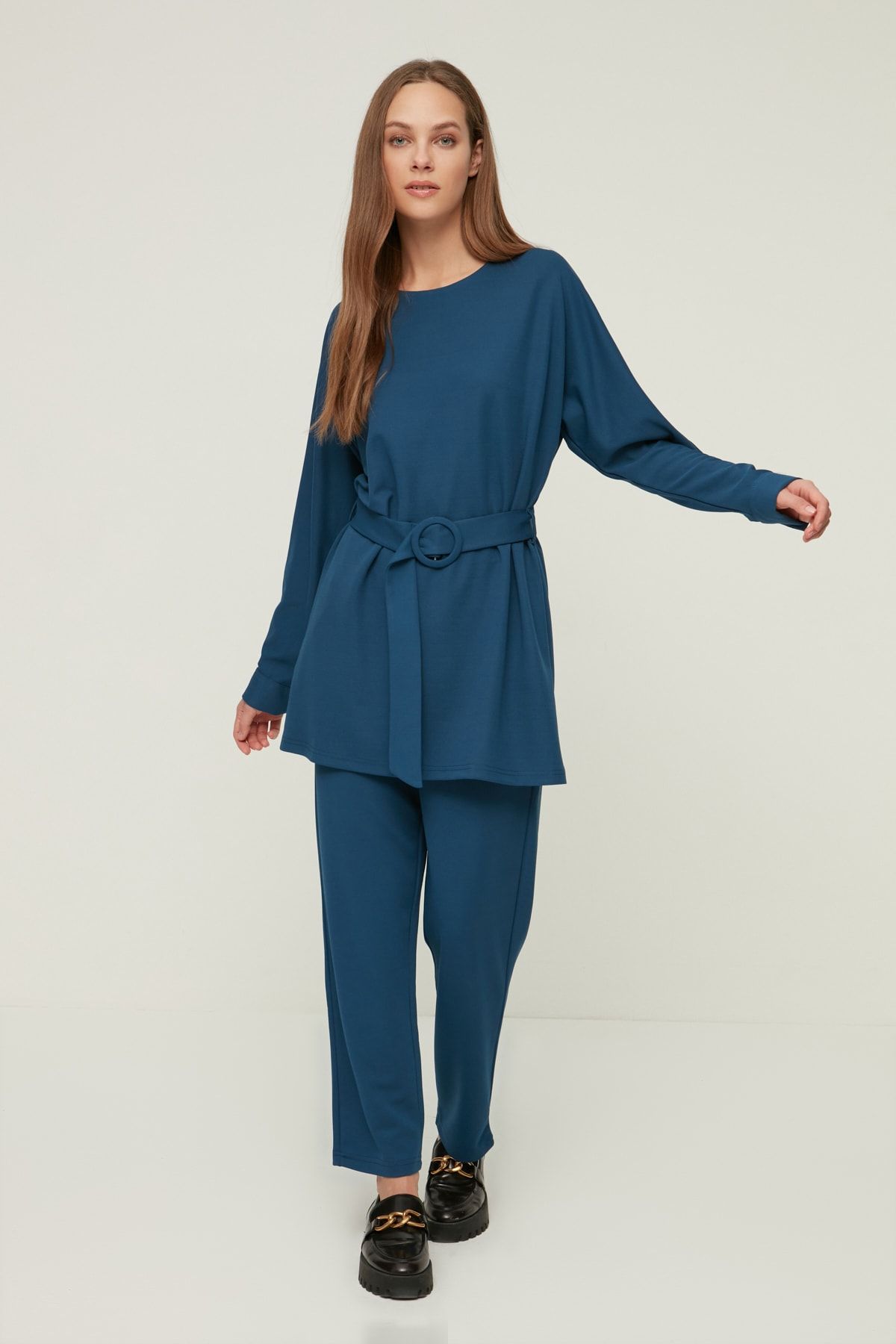 Trendyol Modest Mavi Bisiklet Yaka Kemerli Alt-Üst Takım TCTAW22US0046