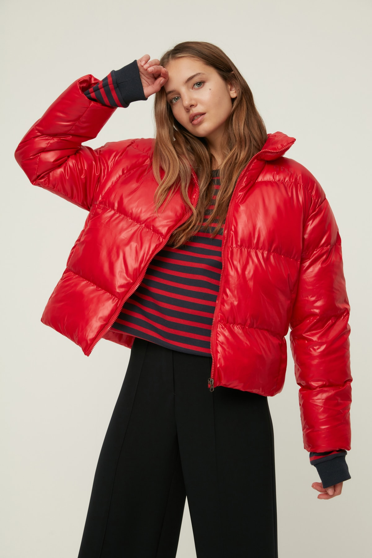 TRENDYOLMİLLA Kırmızı Dik Yaka Oversize Şişme Mont TWOAW21MO0009