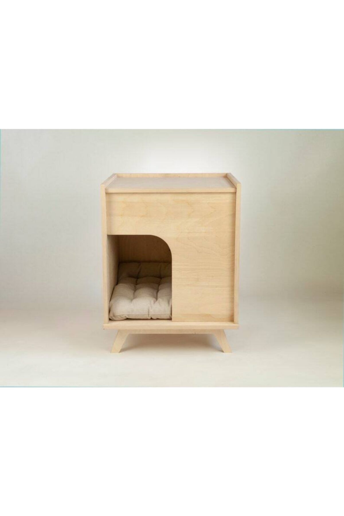 FRM Design & Furniture British Cat Lounge