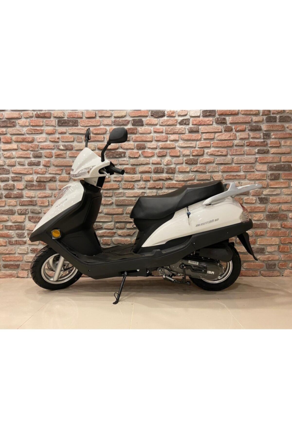 Kuba Newton Moped Beyaz Motorsiklet