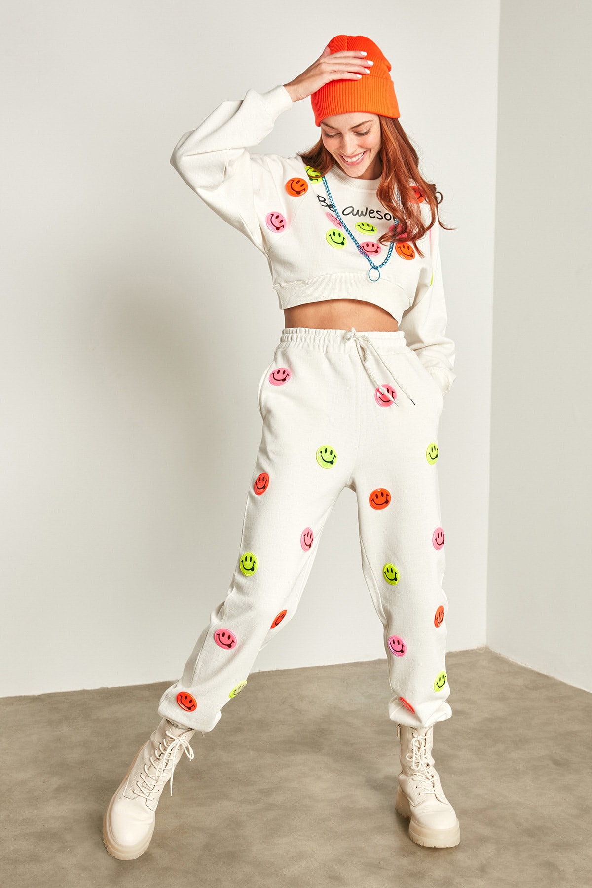 YLondon Kadın Beyaz Yüz Baskılı Zincir Detaylı Crop Alt Üst Takım YL-TK99923