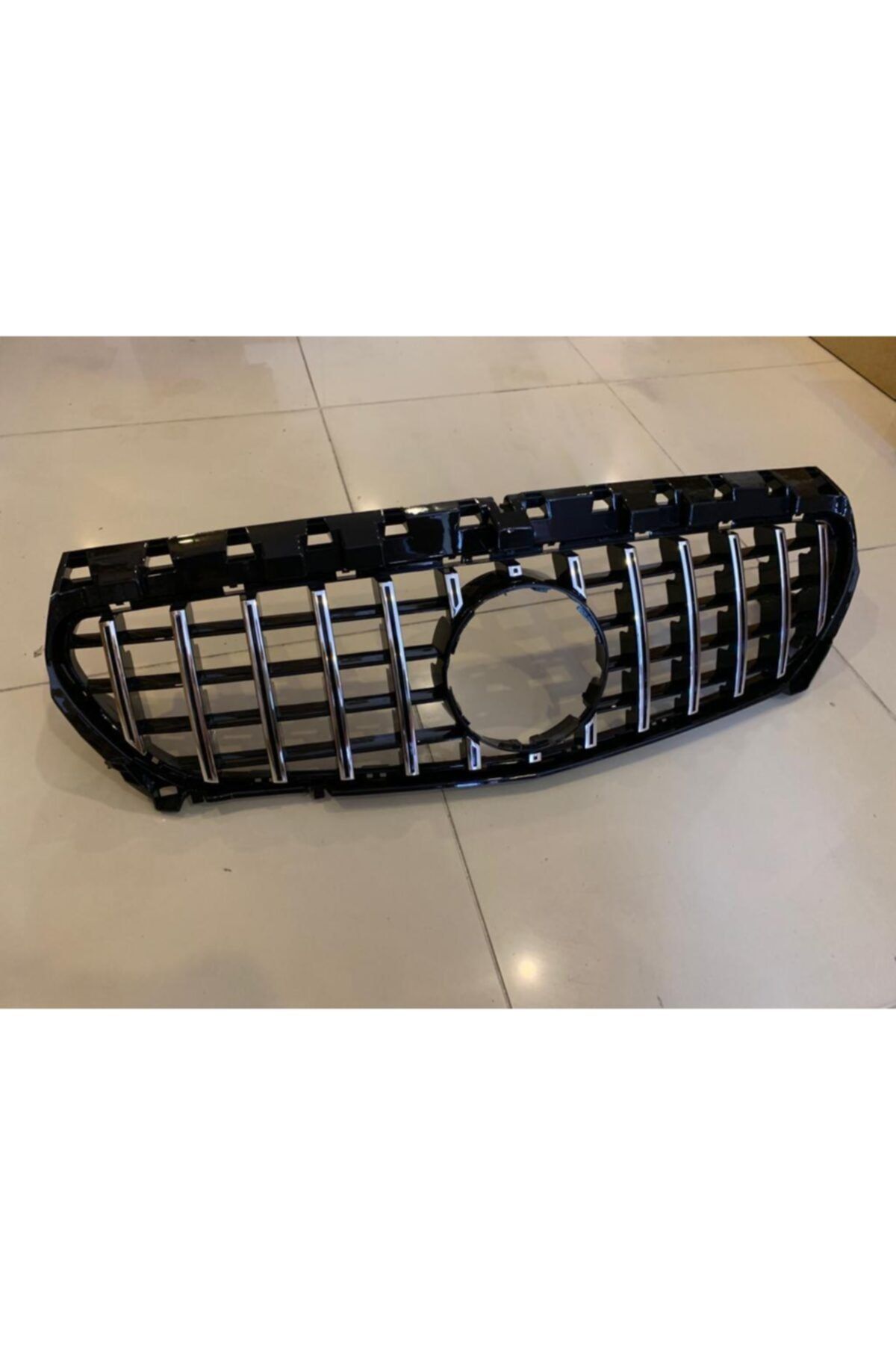 MERCEDES Cla Gtr Ön Panjur W117 2016-2019