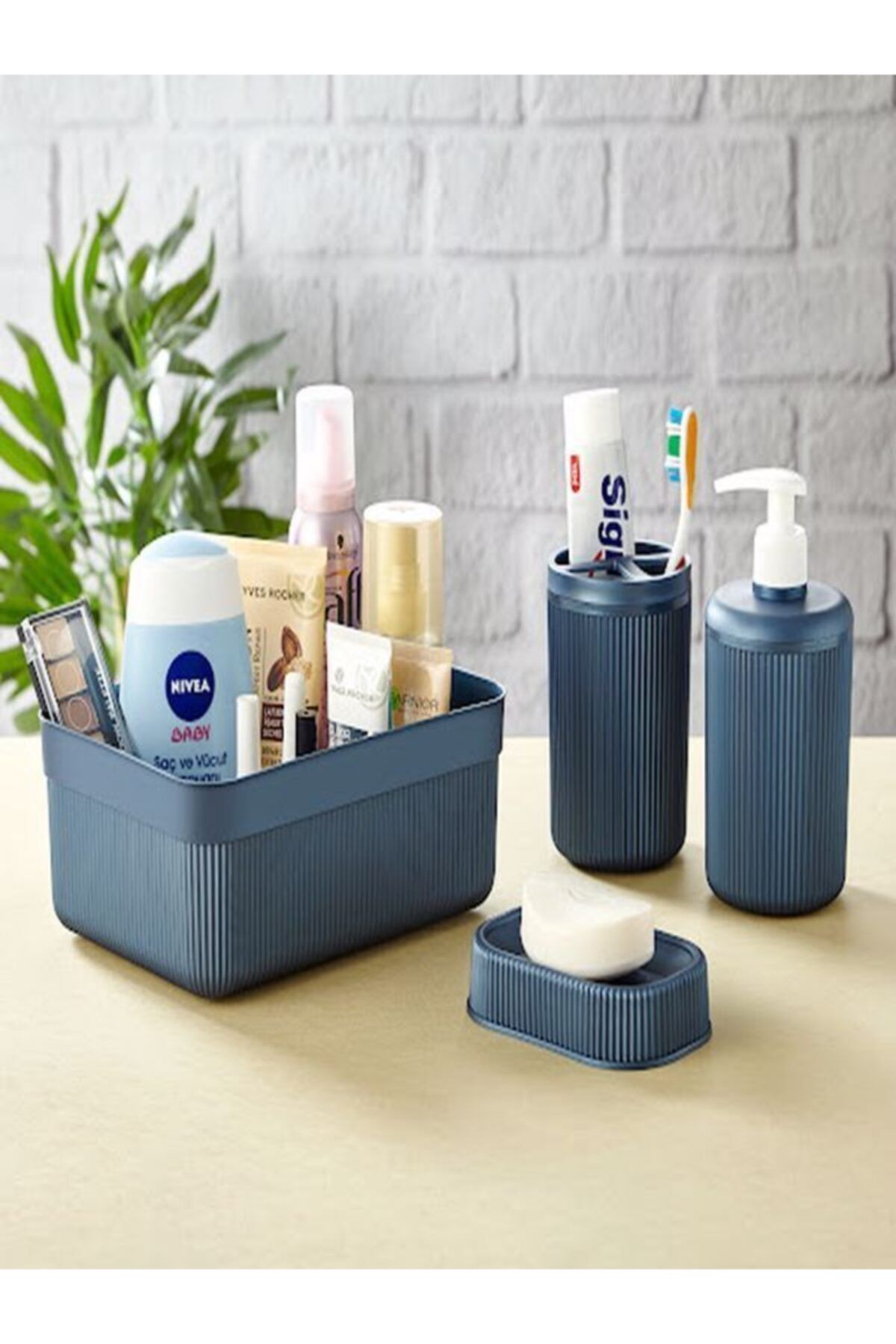 Alamut Home Dekoratif 4'lü Banyo Seti Sıvı Sabunluk, Diş Fırçalık, Katı Sabunluk & Sepet