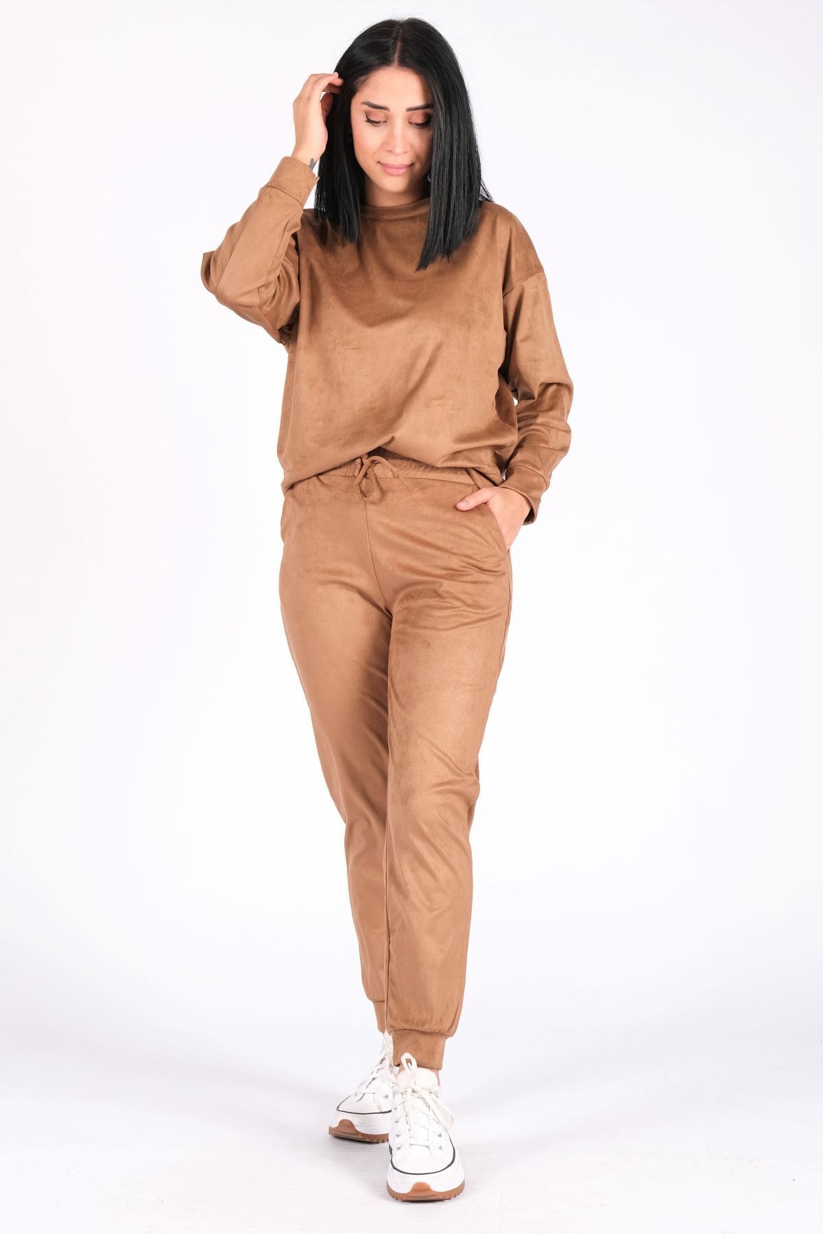 Giyim Dünyası Kadın Sıfır Yaka Süet Ikili Takım Kahverengi