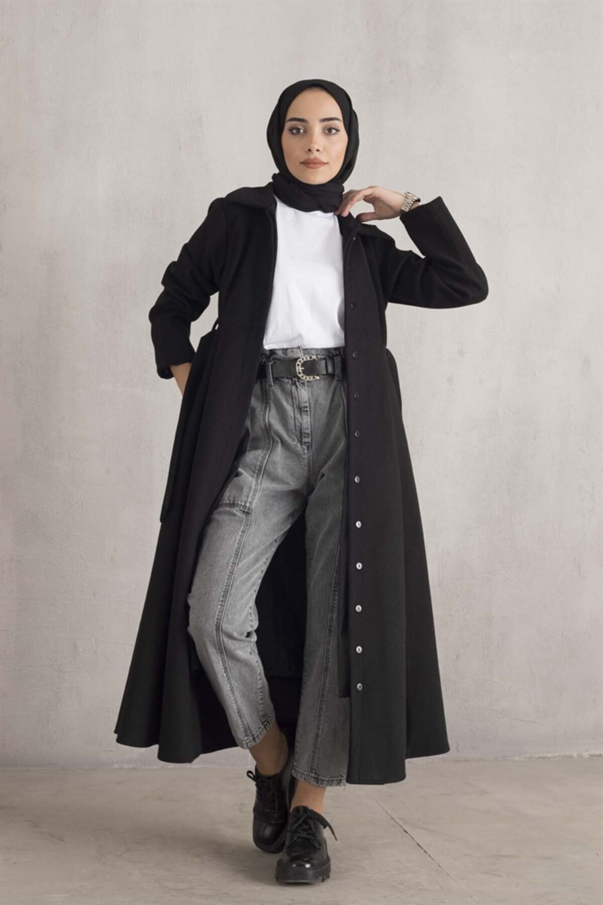 moda ala Gizli Düğme Detaylı Kaşe Kaban Siyah