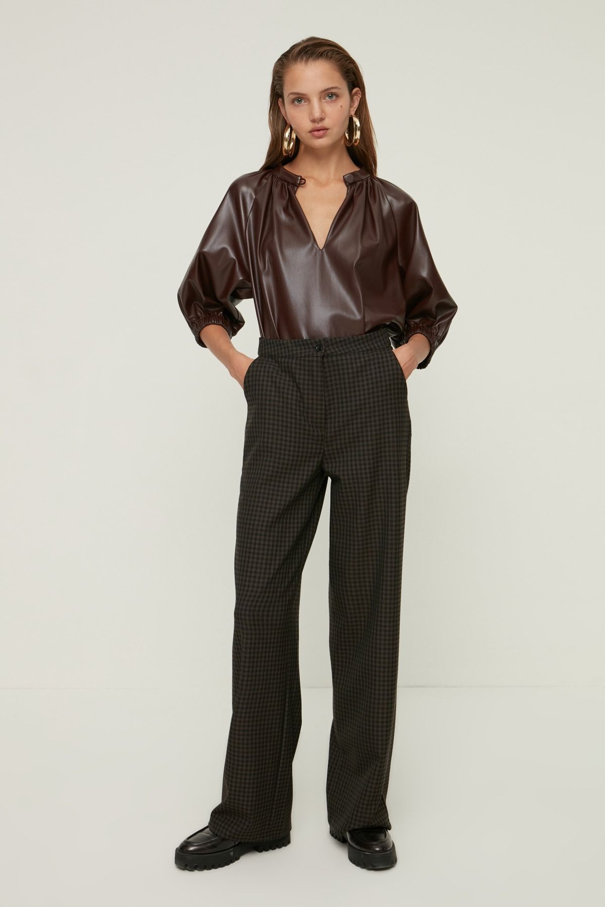 TRENDYOLMİLLA Çok Renkli Geniş Paça Pantolon TWOAW22PL0645