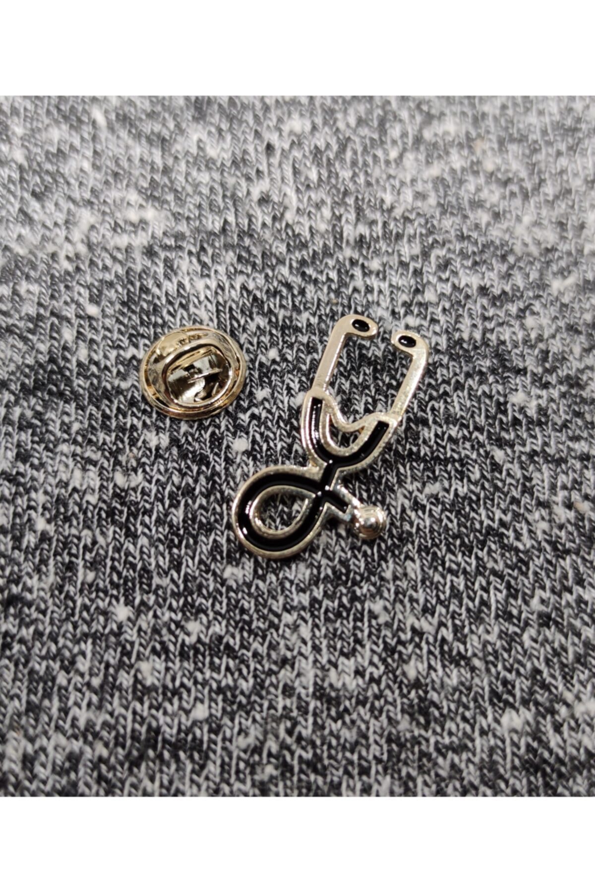 نشان دکتر استتوسکوپ سیاه