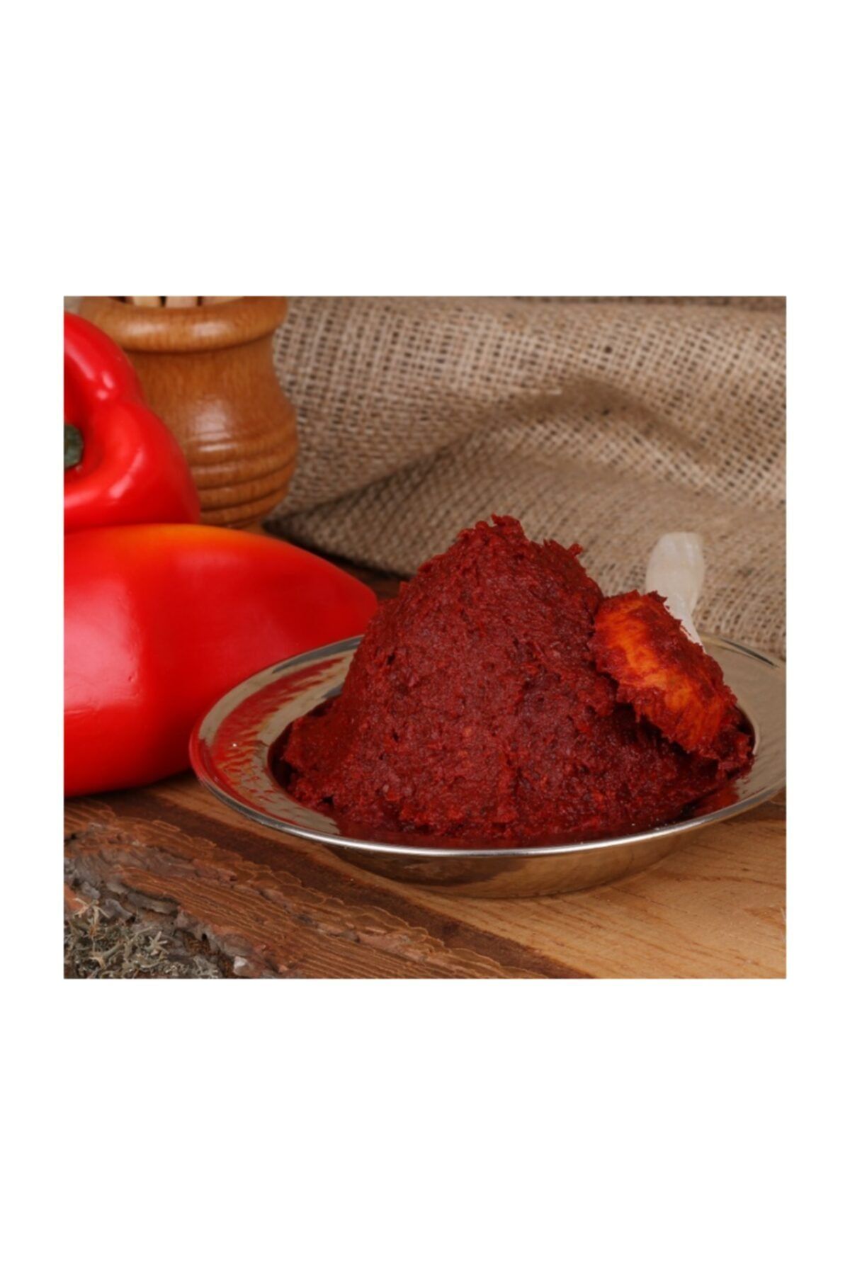 Yörem Doğal Adana Karaisalı Biber Salçası 1 Kg