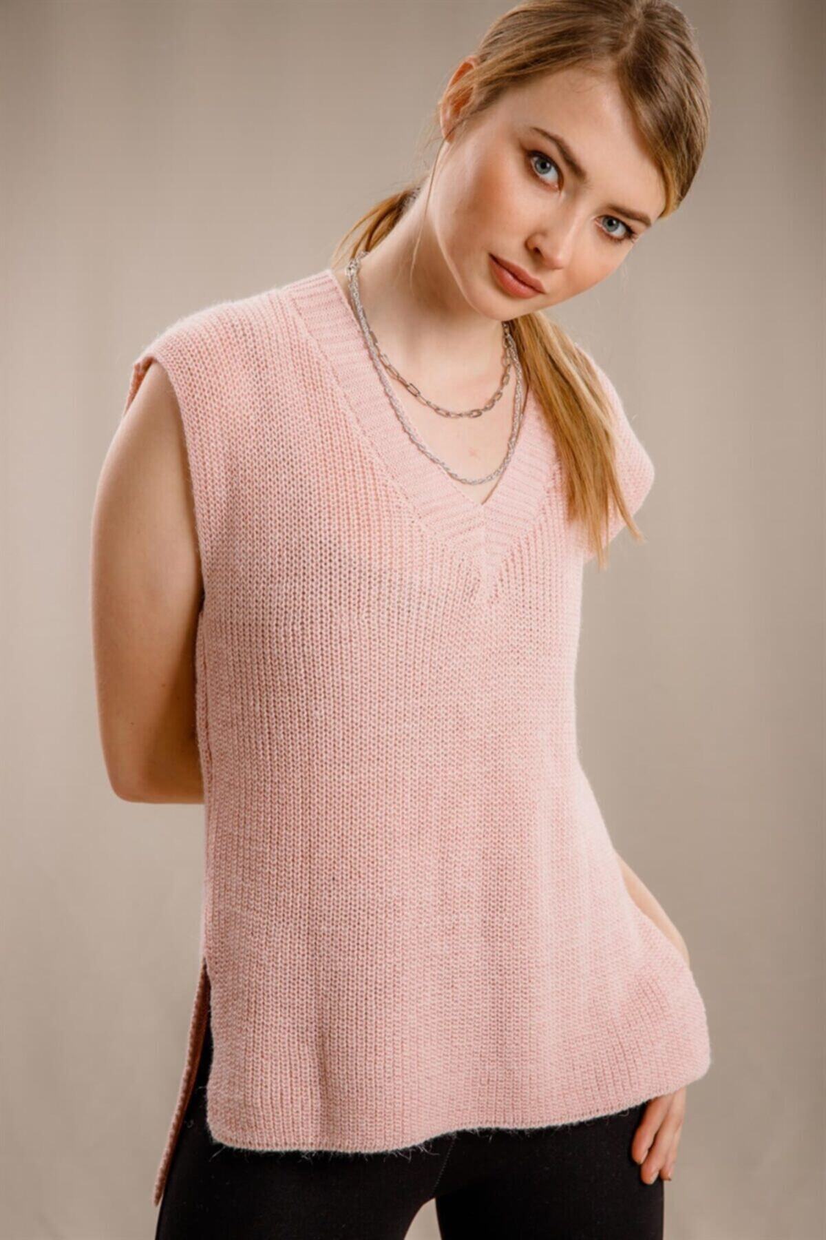 Nikadu Asimetrik Yırtmaçlı Süveter - Pudra