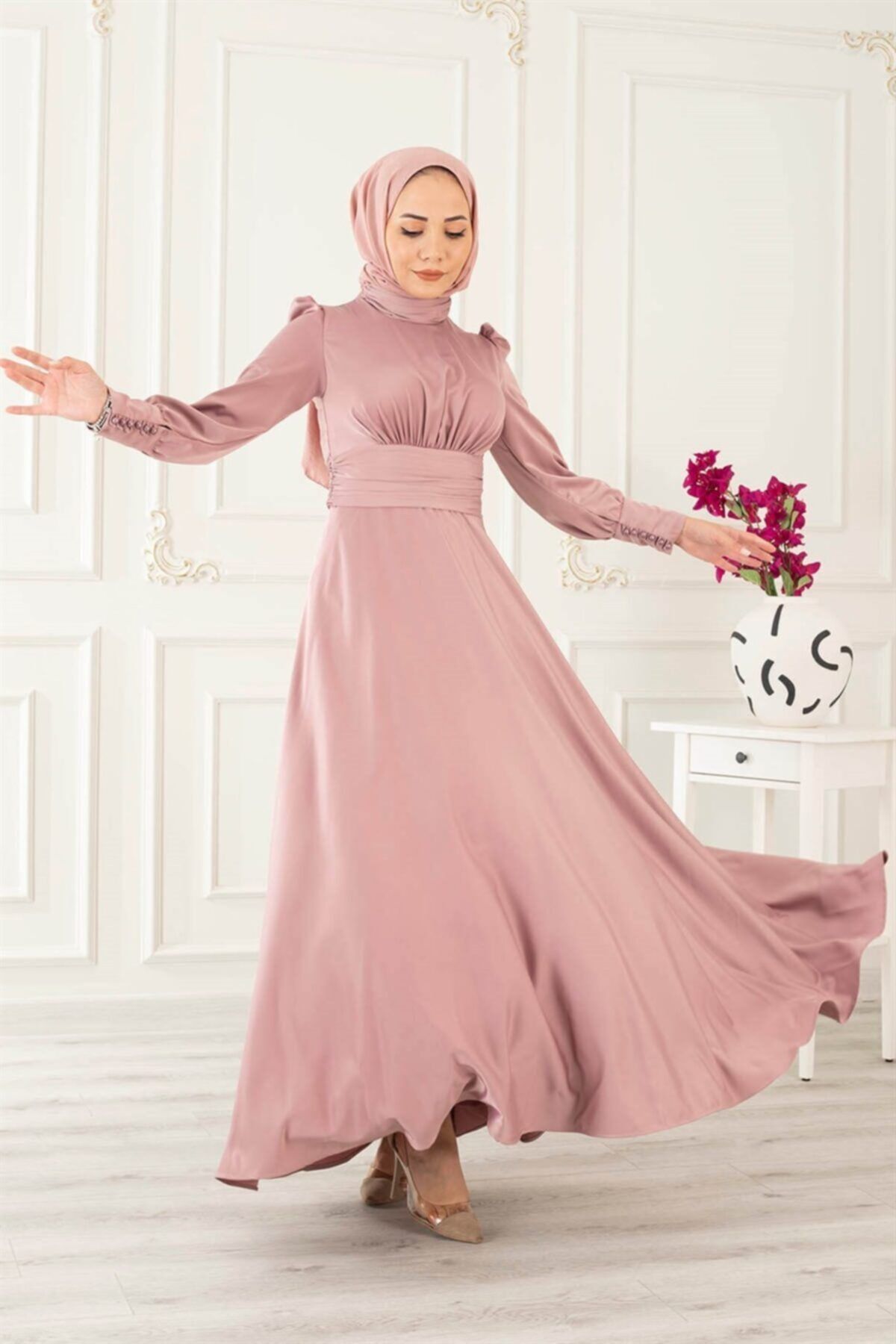 moda ala Belden Detaylı Abiye Pudra