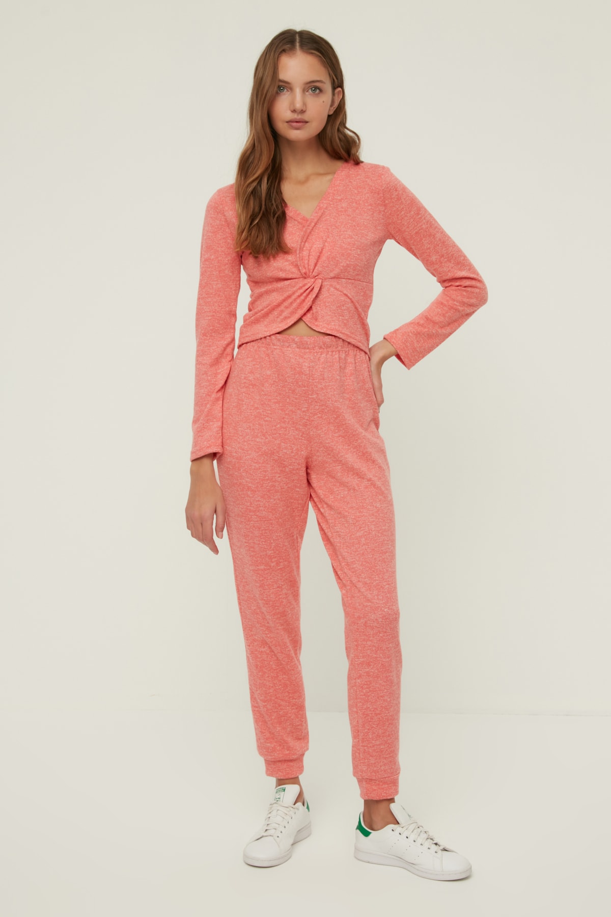 TRENDYOLMİLLA Pudra Yumoş Kumaş Örme Alt-Üst Takım THMAW22PT0640