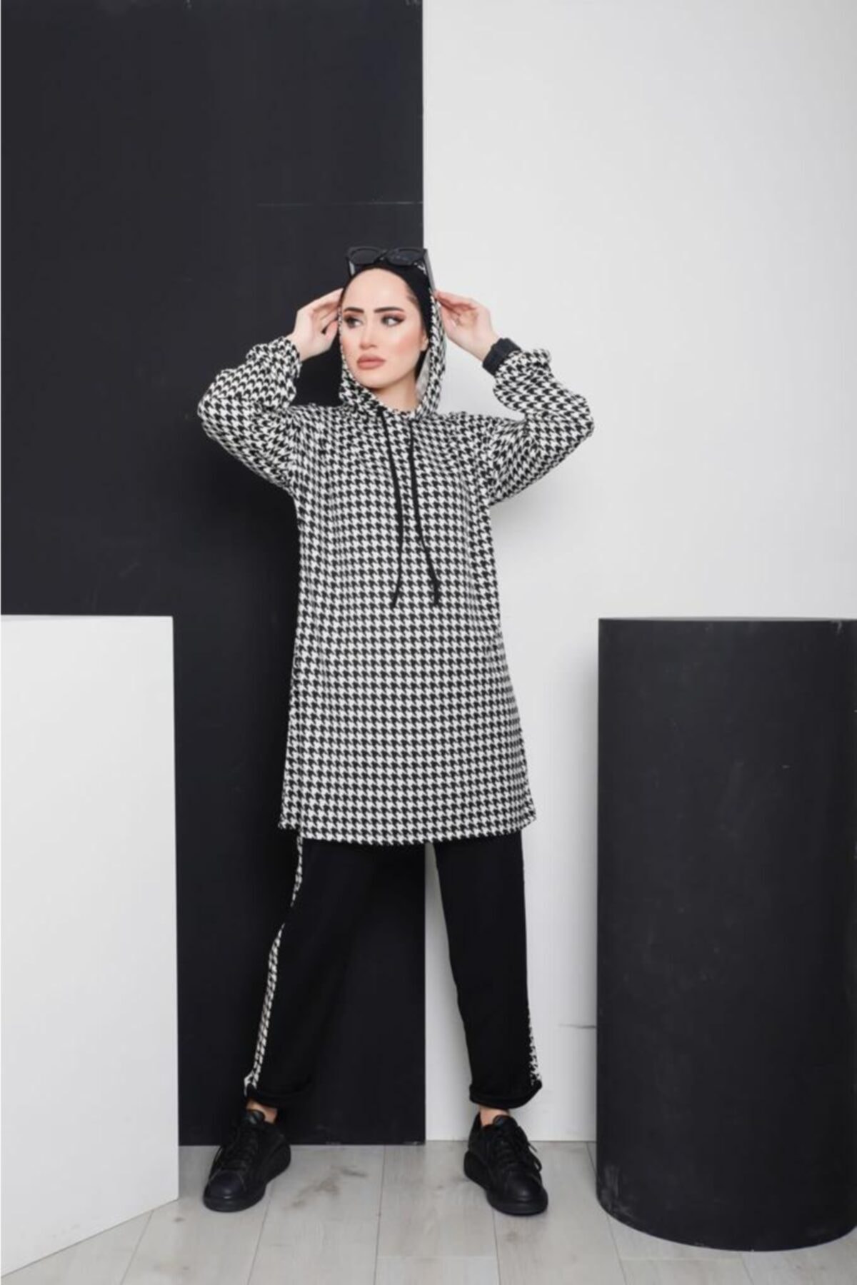 sinanur Kaz Ayağı Desen Eşofman Takım