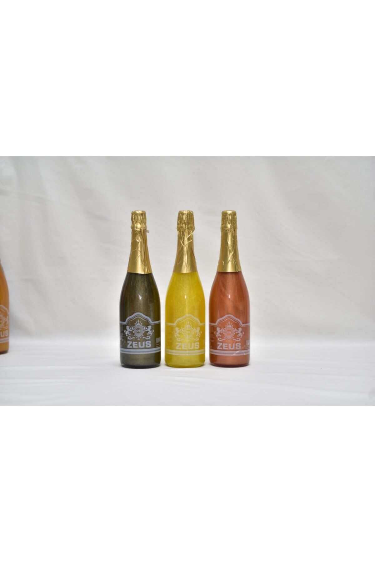 OS ZEUS Çikolata/capuccıno, Muz Ve Karışık Meyve Aromalı Içecek 2 Adet