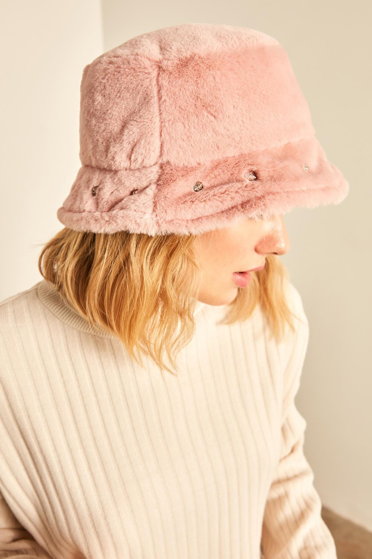 YLondon 12839-20 Üzeri Taşlı Pembe Renk Peluş Bucket Şapka