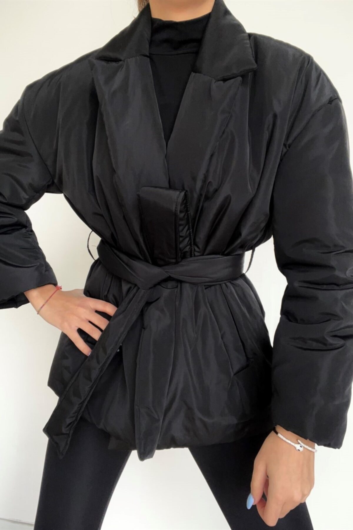 Eka Kadın Siyah Beli Kemerli Ceket Yaka Puf Mont 1006-6460