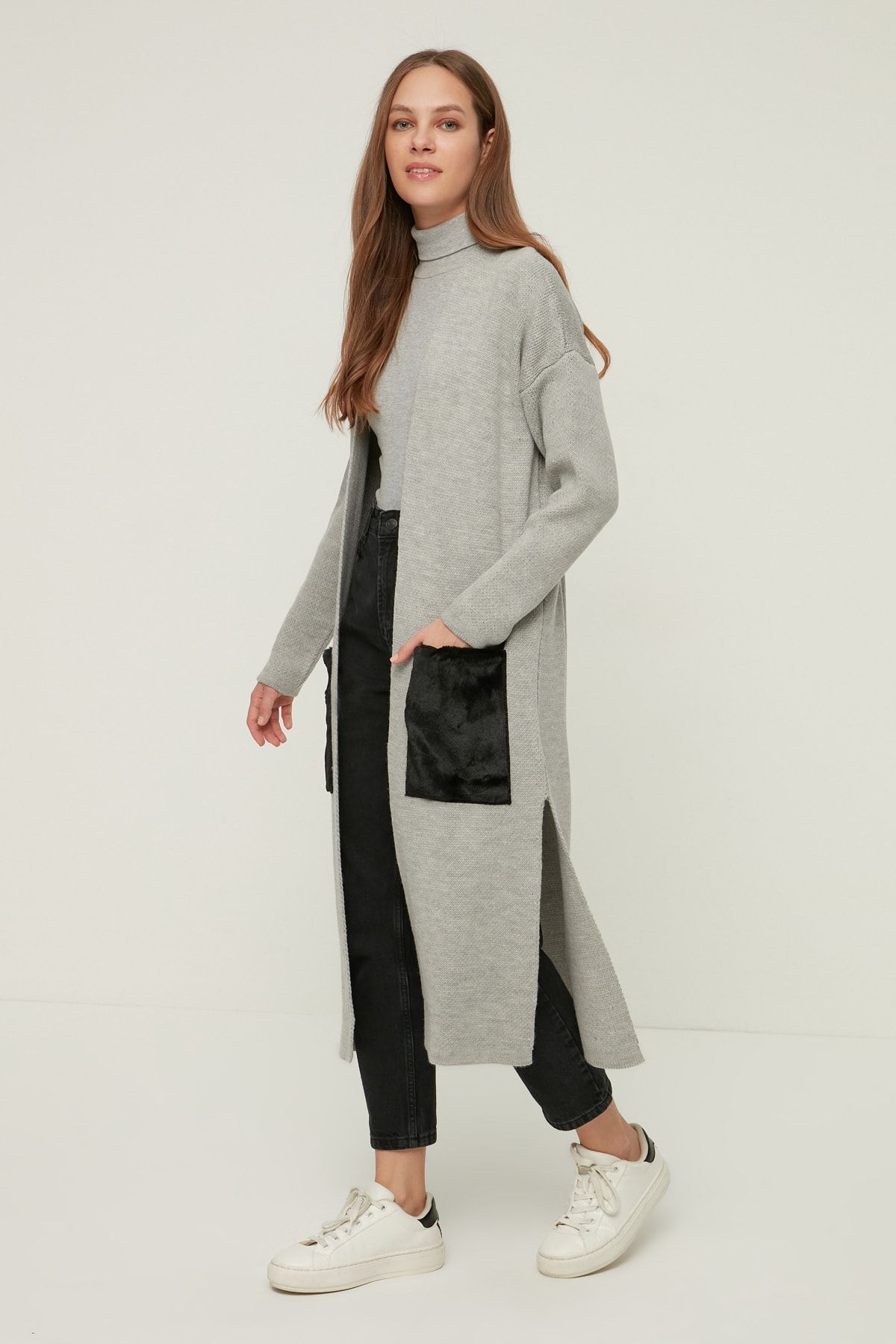 Trendyol Modest Gri Cepli Uzun Hırka TCTAW22TH0162