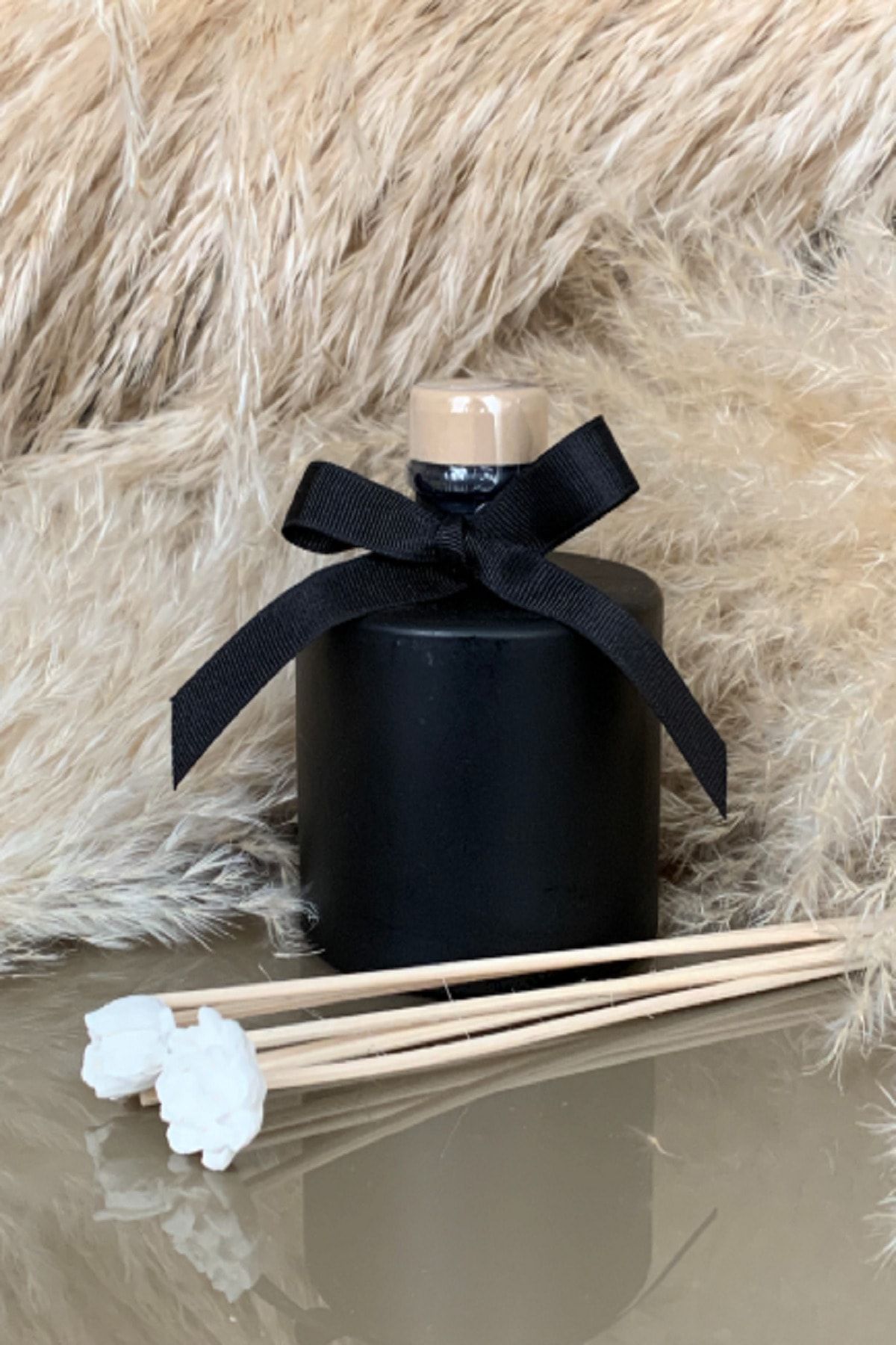 Ssakura Mum 200 Cc Siyah Mat Cam Şişe Bambu Çubuklu Minik Seramik Taşlı Black Vanilla Oda Kokusu