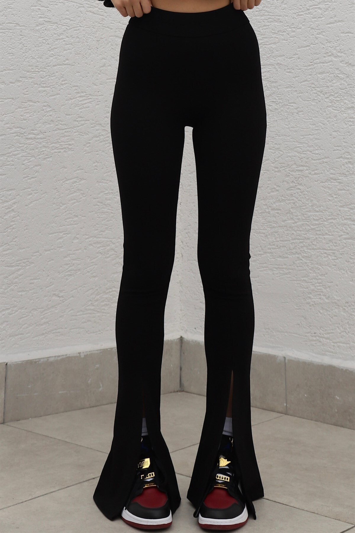 BEHİCE SAĞLAM Önü Yırtmaçlı Ispanyol Paça Tayt