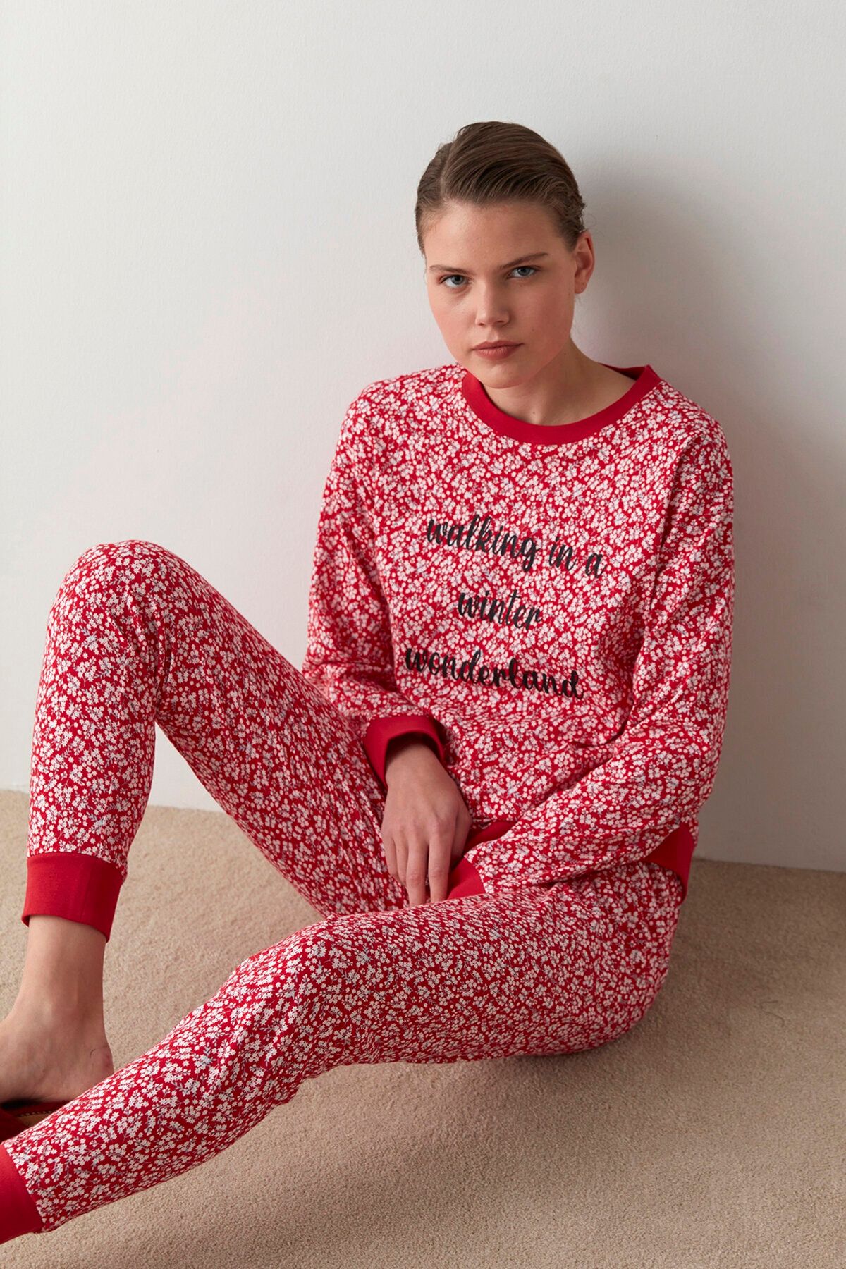 Penti Kırmızı Wonderland Pijama Takımı