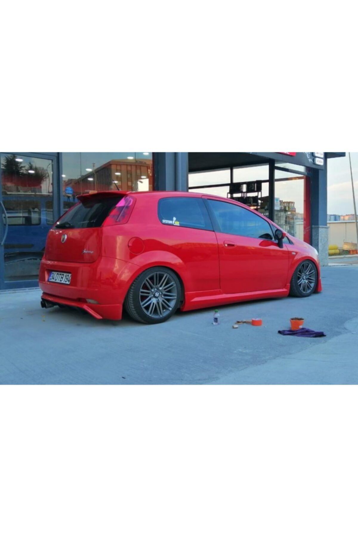 NilparTuning Fiat Punto 3 Kapı Yan Marşpiyel Fiber Boyasız