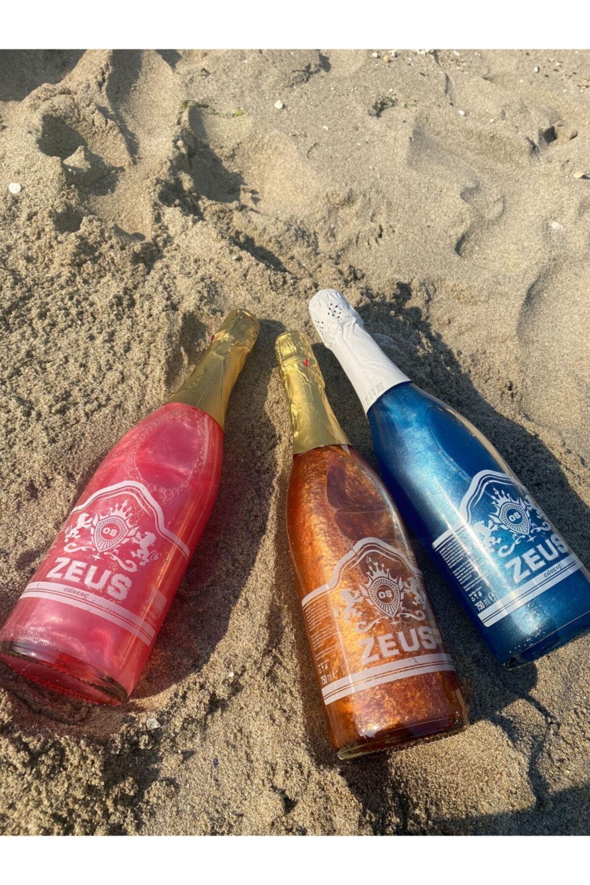 zeus meşrubat Simli Çilek Yabanmersini Ve Çikolata Cappucıno Aromalı Gazlı İçecek 3 Adet