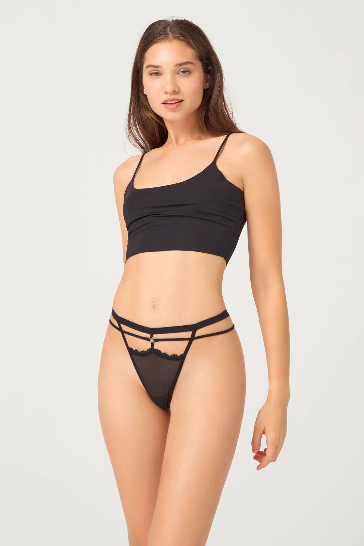 Cottonhill Kadın Siyah Önü Transparan Lastik Detaylı String Külot