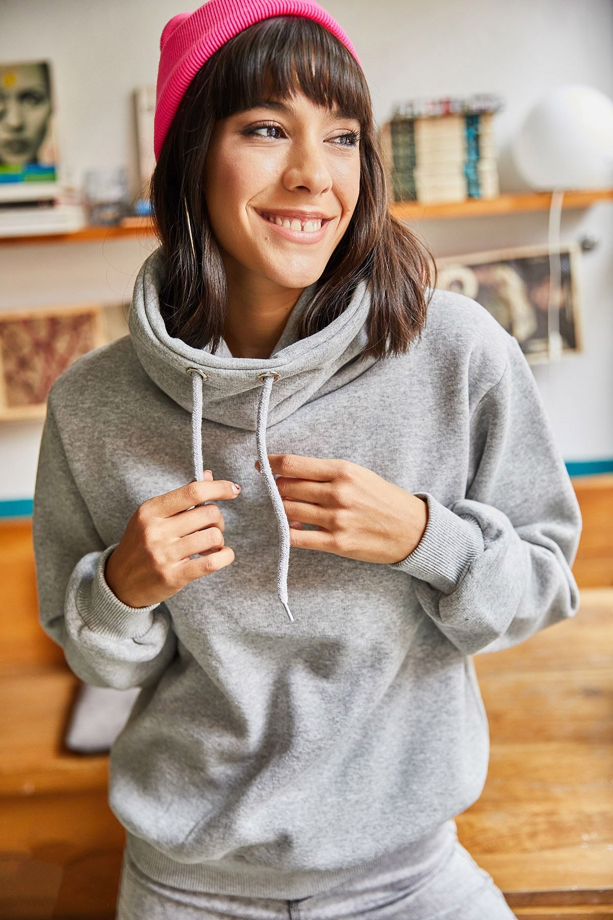 Olalook Kadın Gri Uzun Boğazlı Yumuşak Dokulu Kalın Sweatshirt SWT-19000189