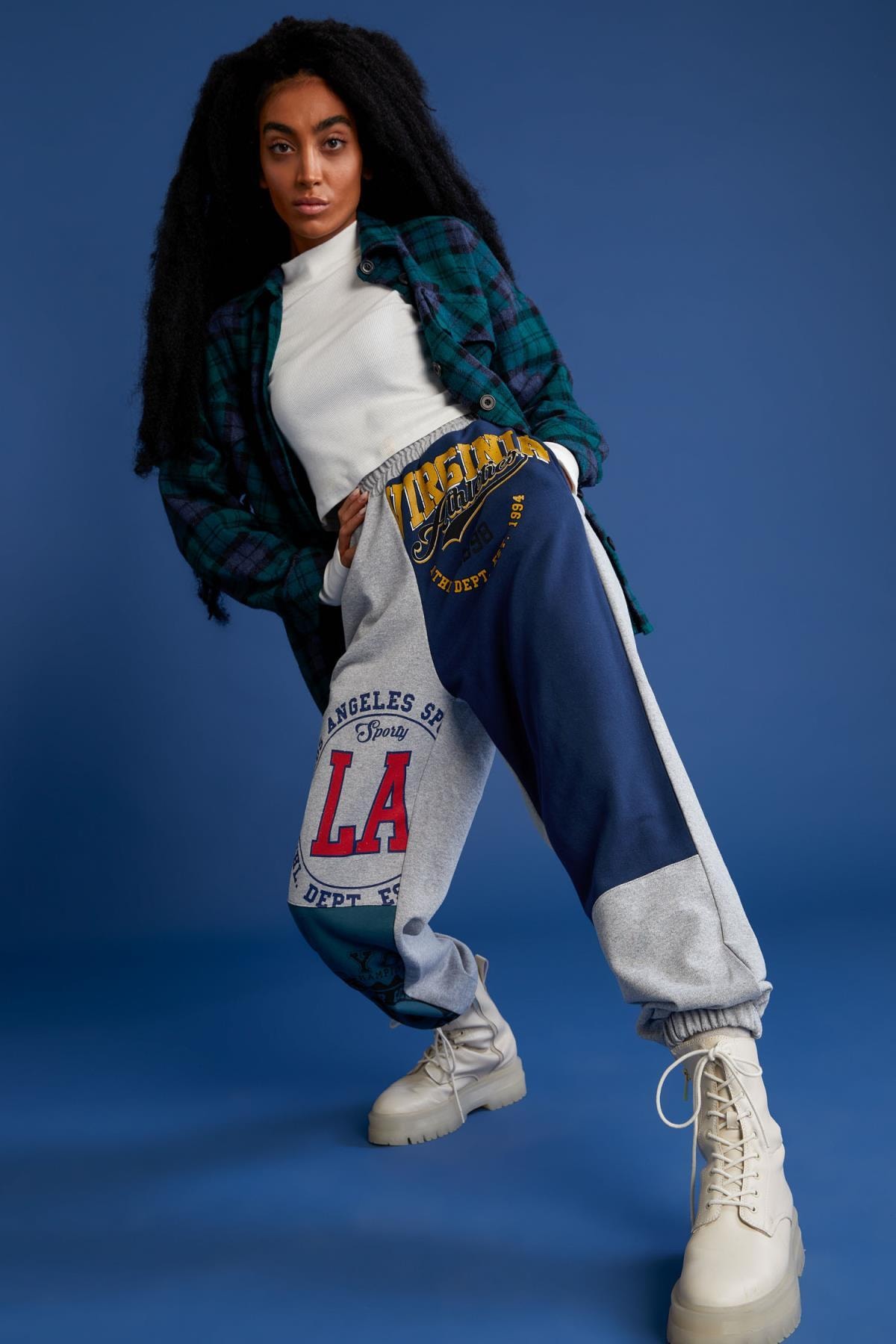 DeFacto Kadın Gri Renk Bloklu Kolej Desenli Cepli Oversize Fit Jogger Eşofman Altı V6256AZ21WN