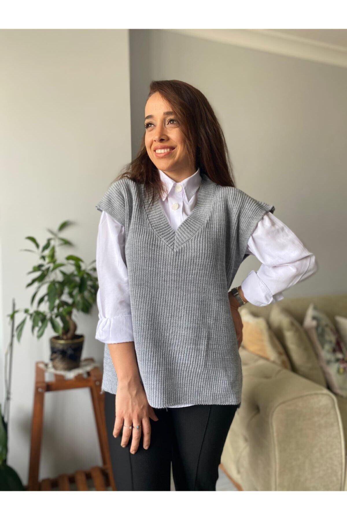 bysemabedir Gri Süveter