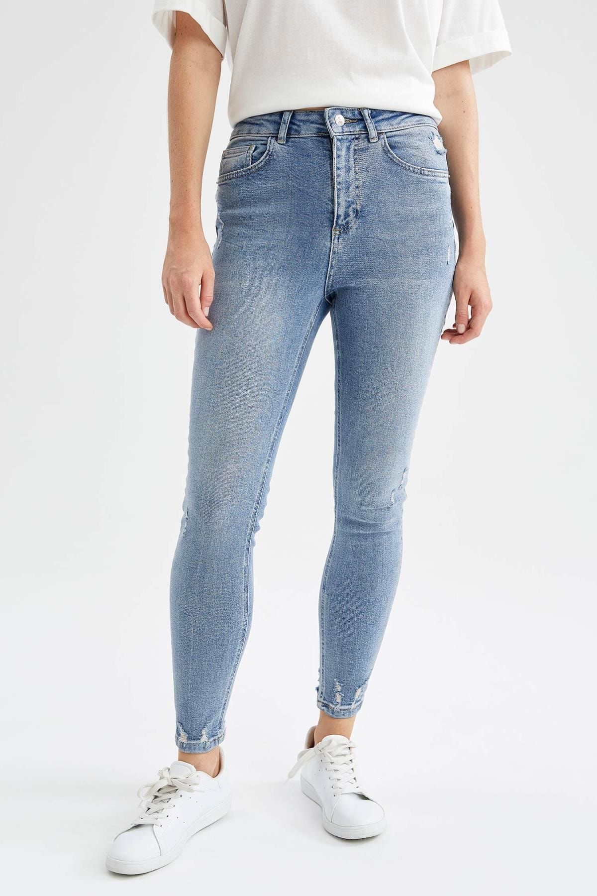 DeFacto Kadın Mavi Anna Vintage Skinny Fit Jean Pantolon V4889AZ21AU