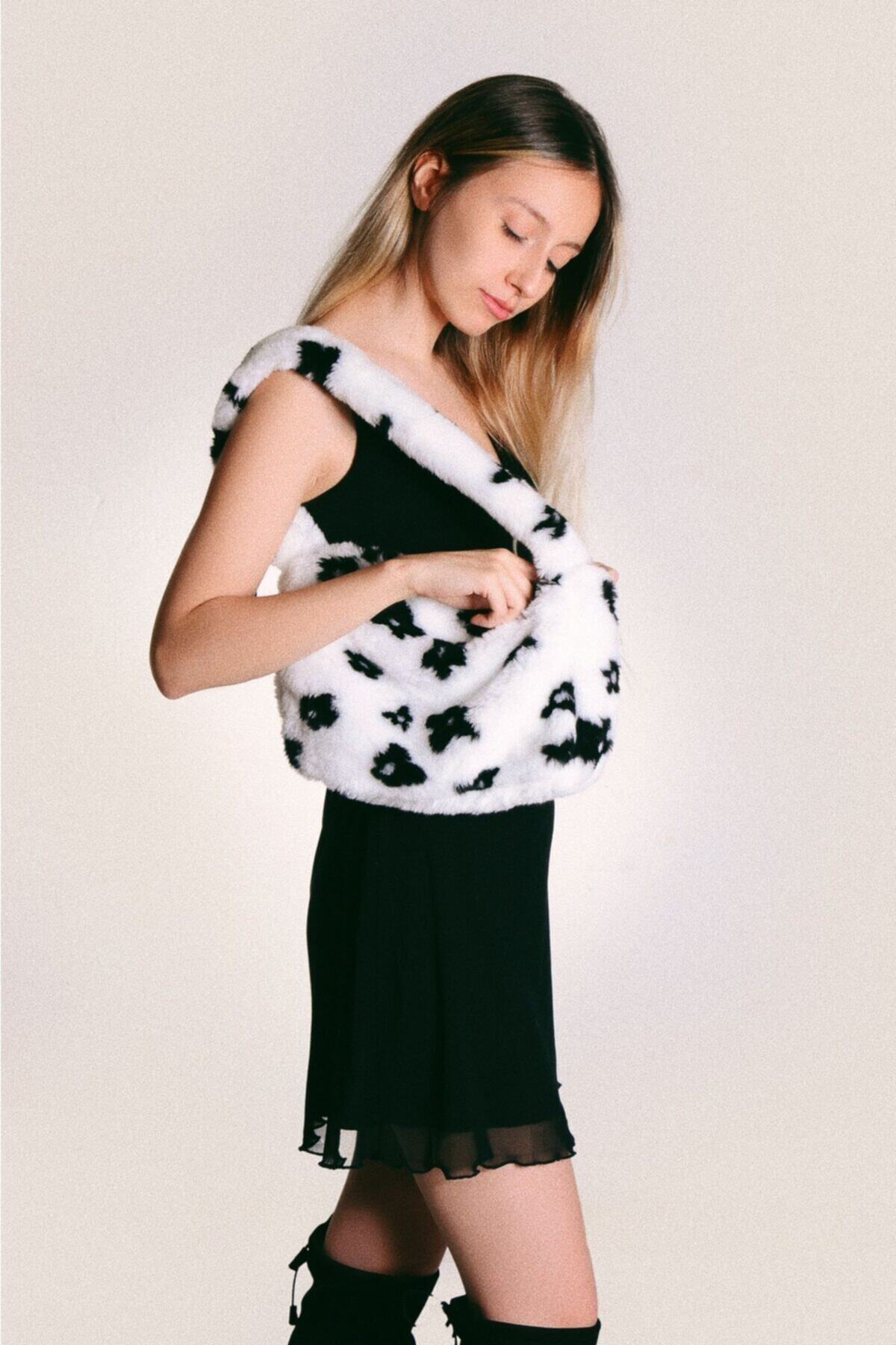 fluffy Daisy Baget Peluş Çanta