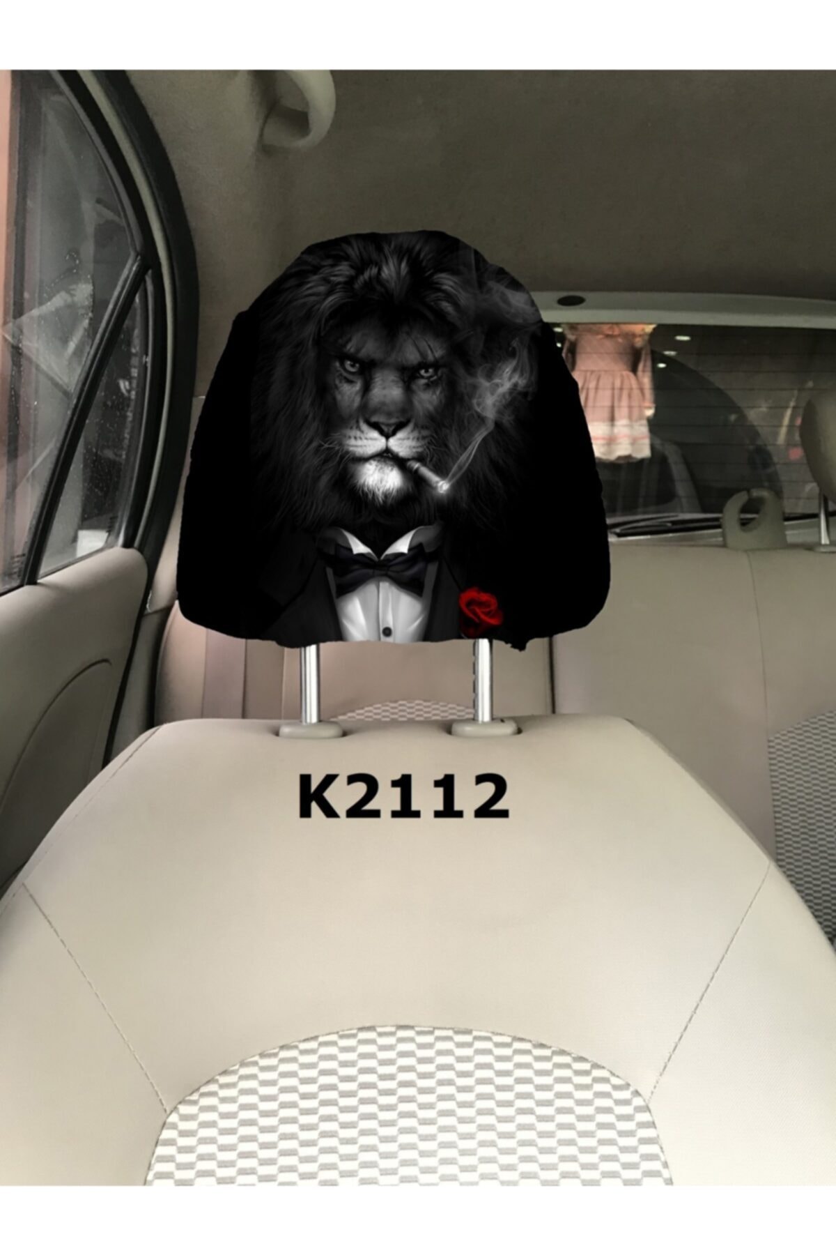 BTM OTOMOTİV Patron Purolu Takım Elbiseli Aslan Baskılı Kumaş Koltuk Başlık Çorabı 2adet